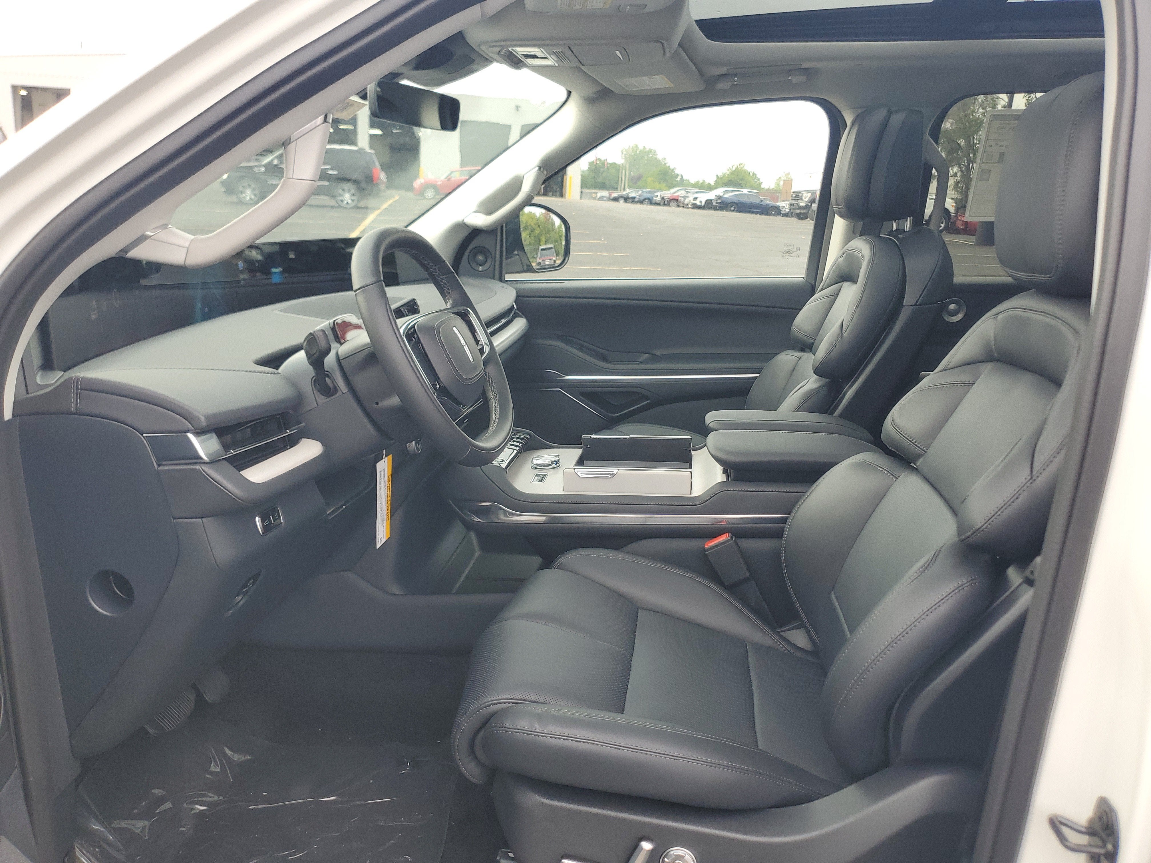 2027 Lincoln Navigator Reserve
