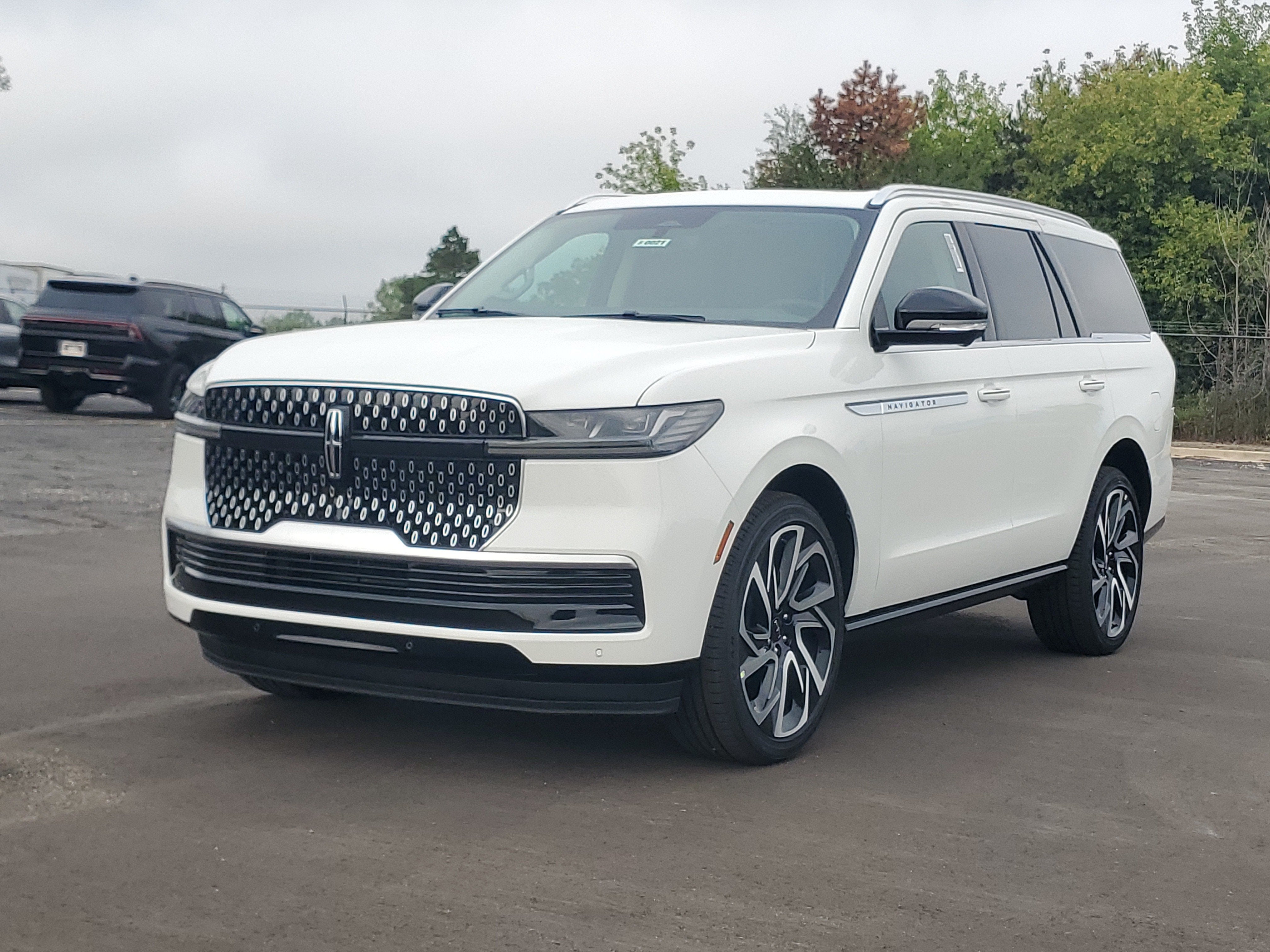2027 Lincoln Navigator Reserve