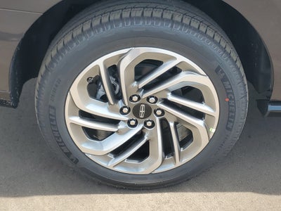 2027 Lincoln Navigator Reserve