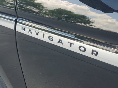 2027 Lincoln Navigator Reserve