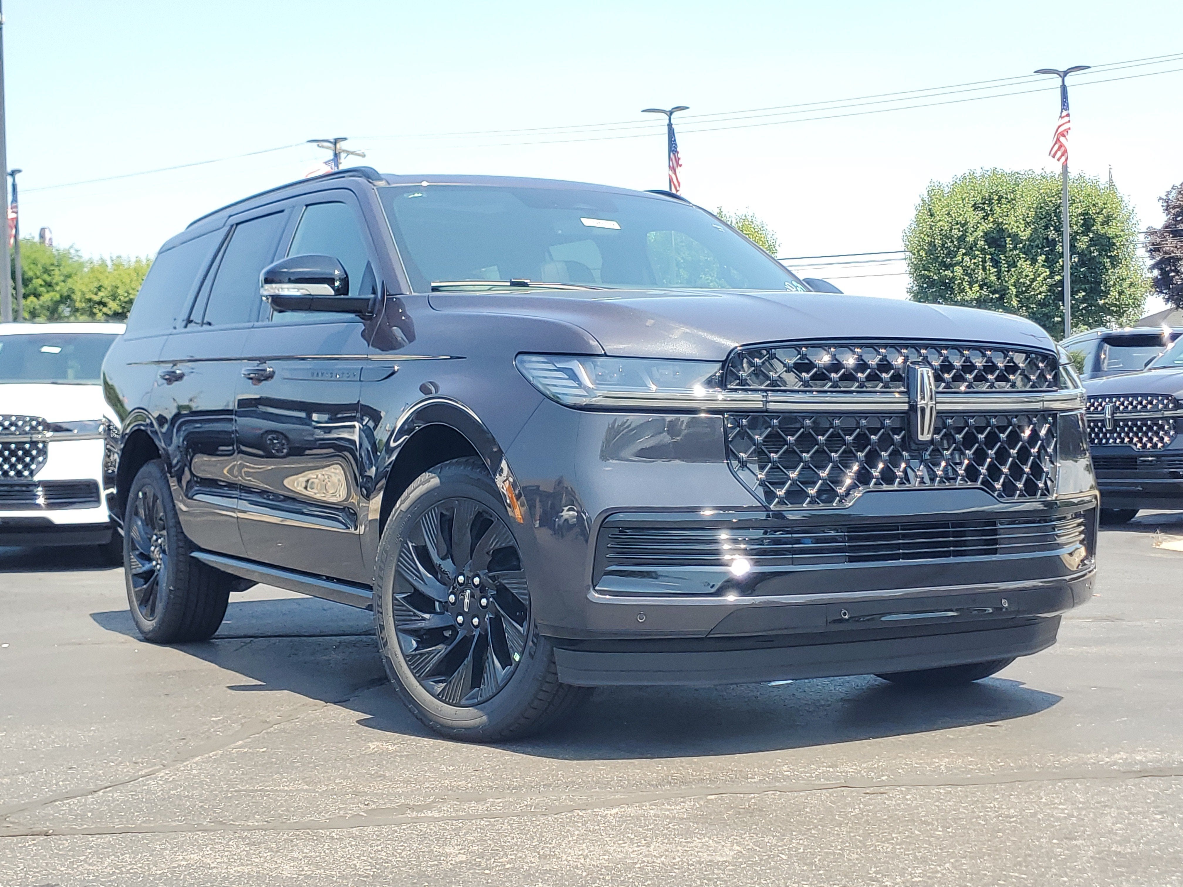 2027 Lincoln Navigator Reserve