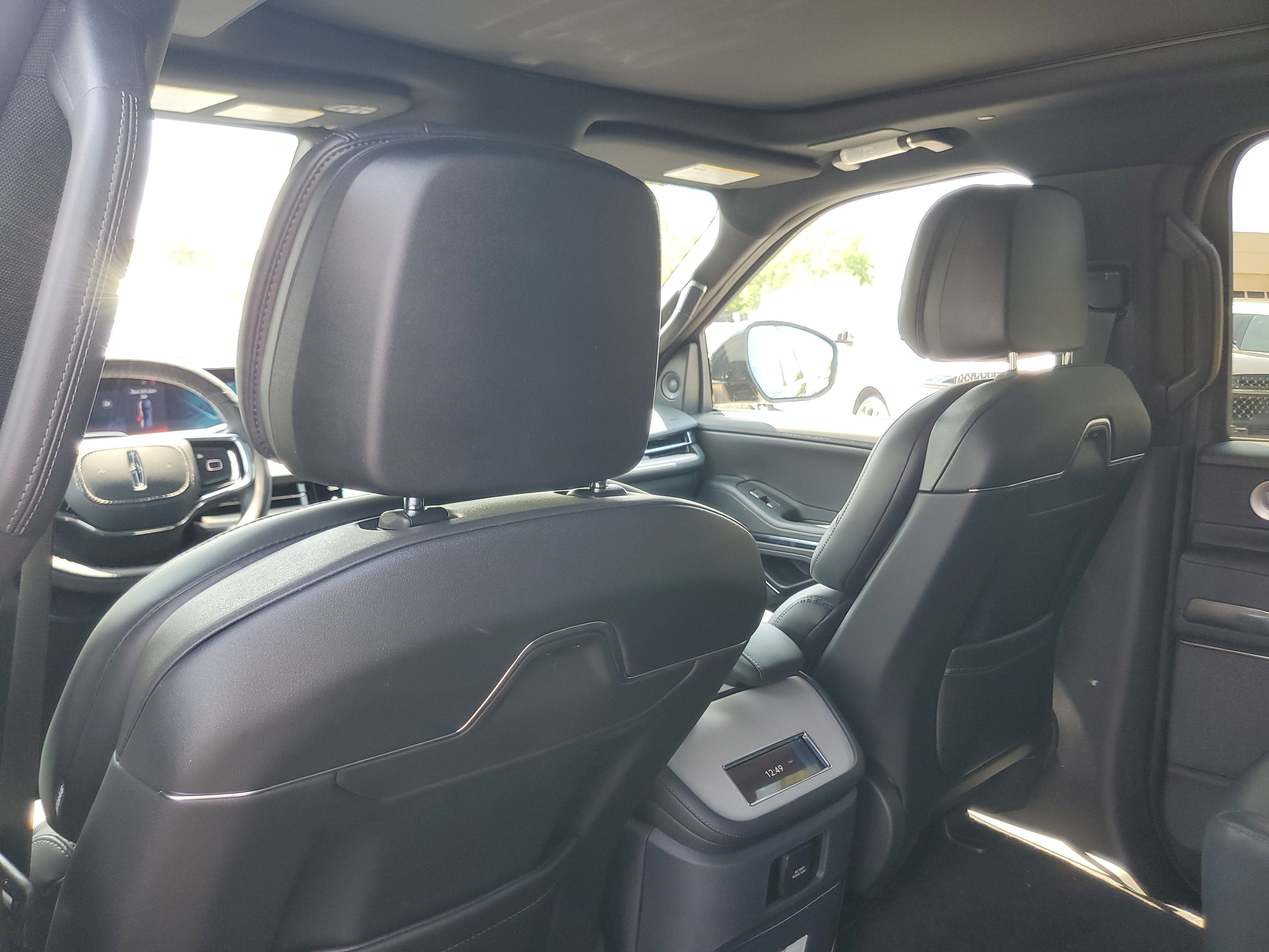 2027 Lincoln Navigator Reserve
