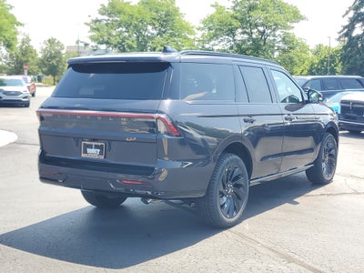 2027 Lincoln Navigator Reserve