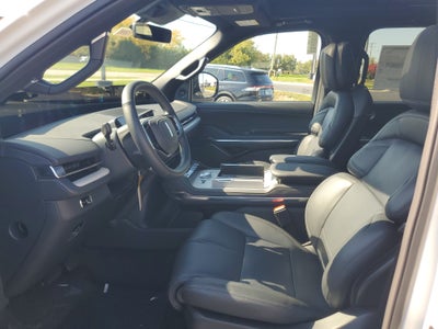2027 Lincoln Navigator Reserve