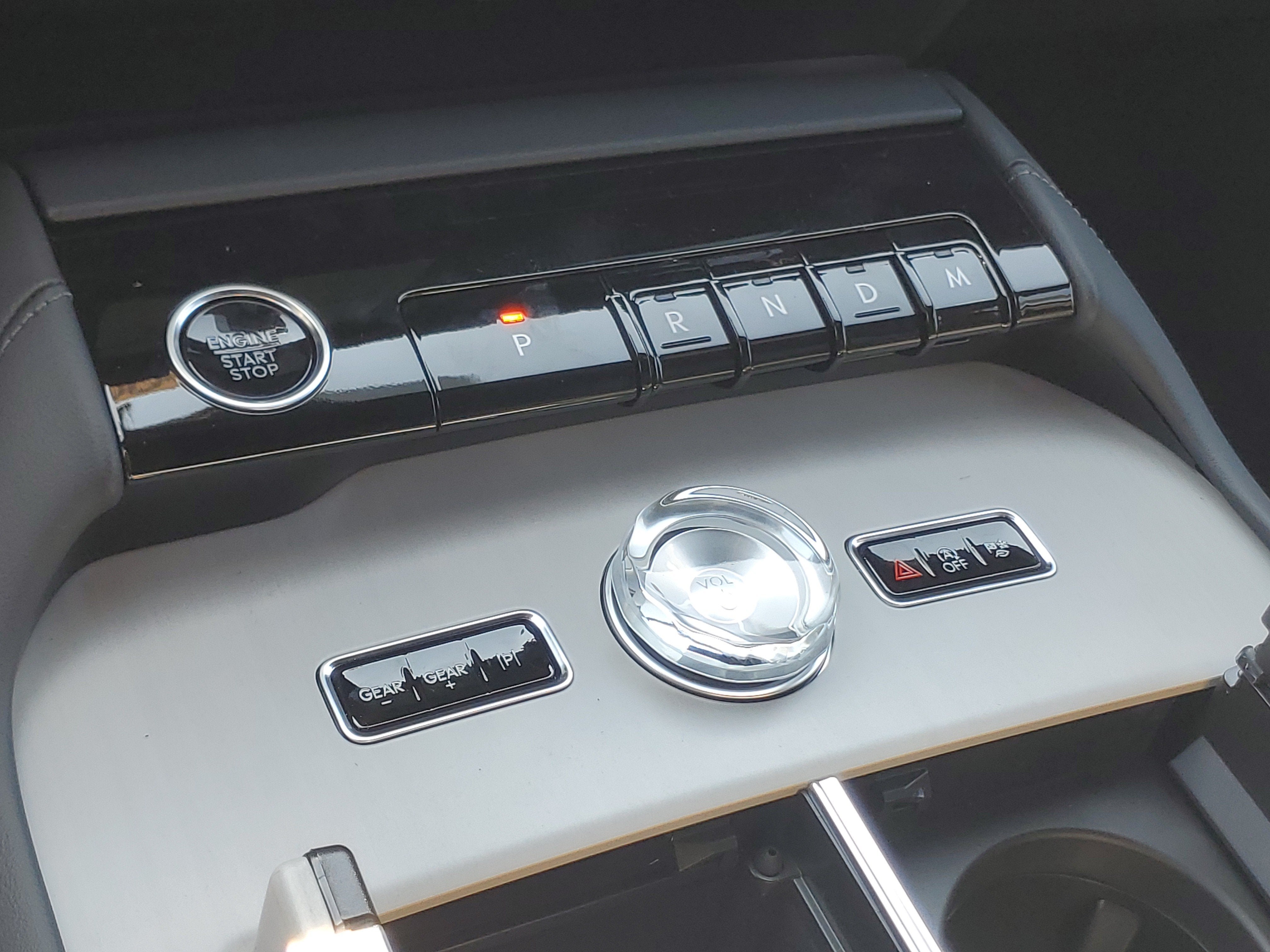 2027 Lincoln Navigator Reserve