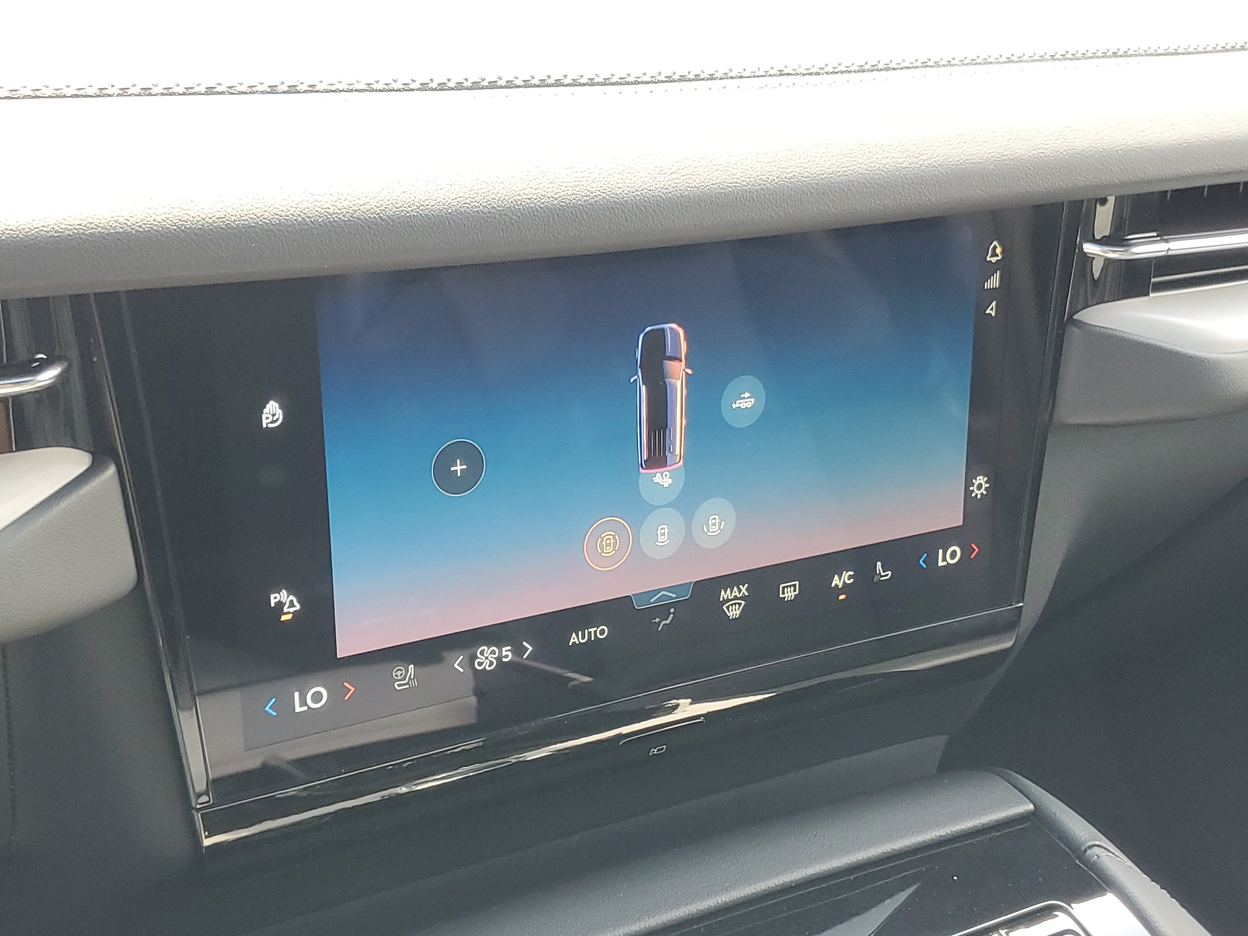 2027 Lincoln Navigator Reserve