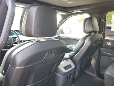 2027 Lincoln Navigator Reserve
