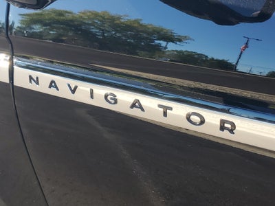 2027 Lincoln Navigator Reserve