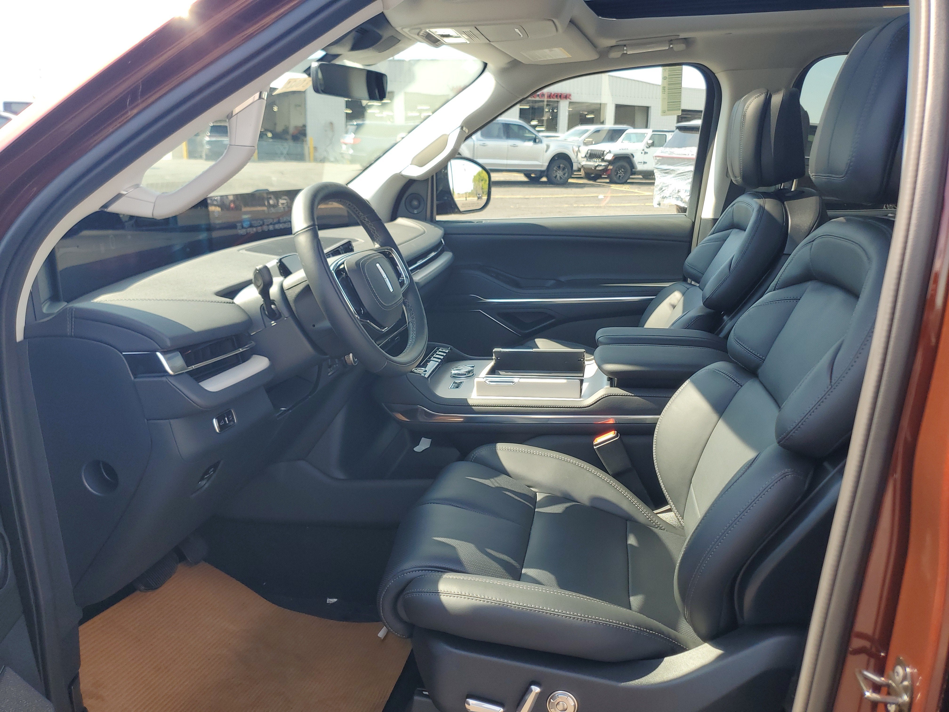 2027 Lincoln Navigator Reserve