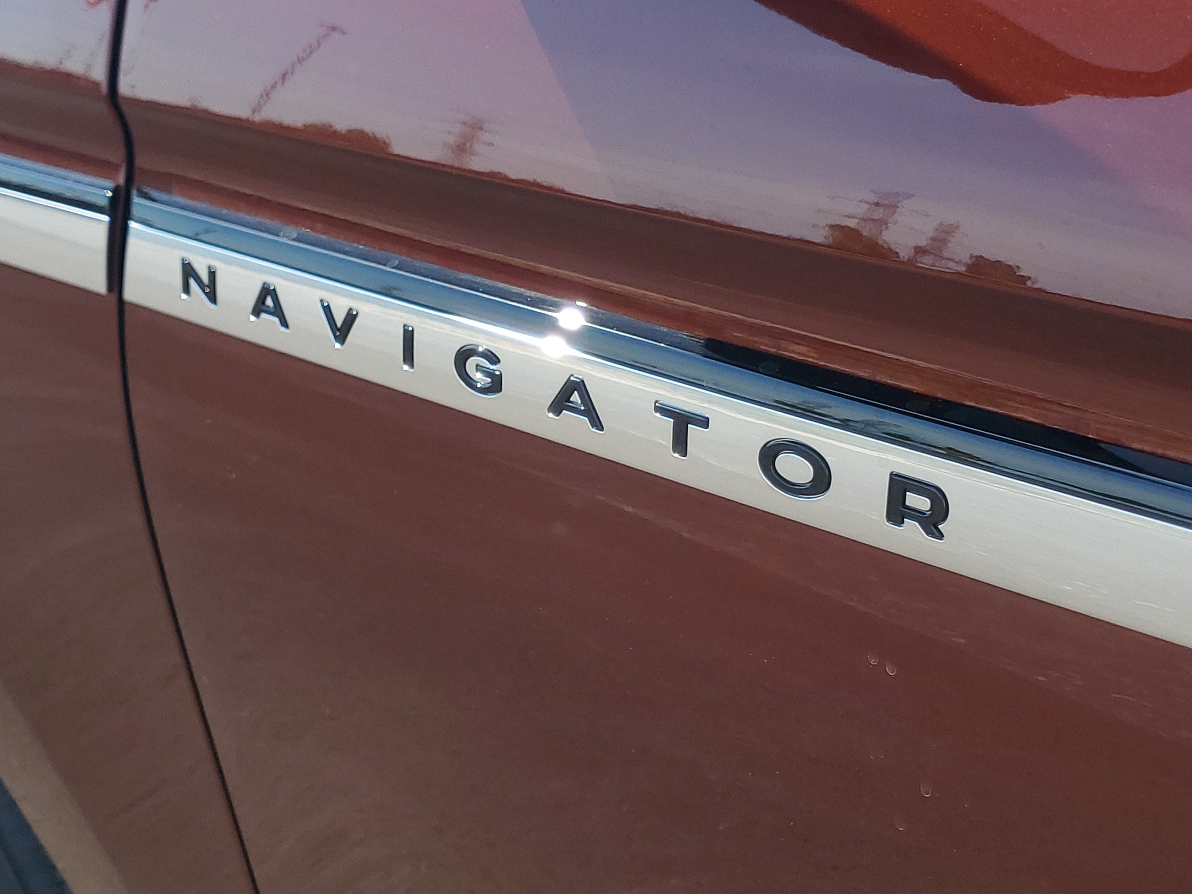 2027 Lincoln Navigator Reserve