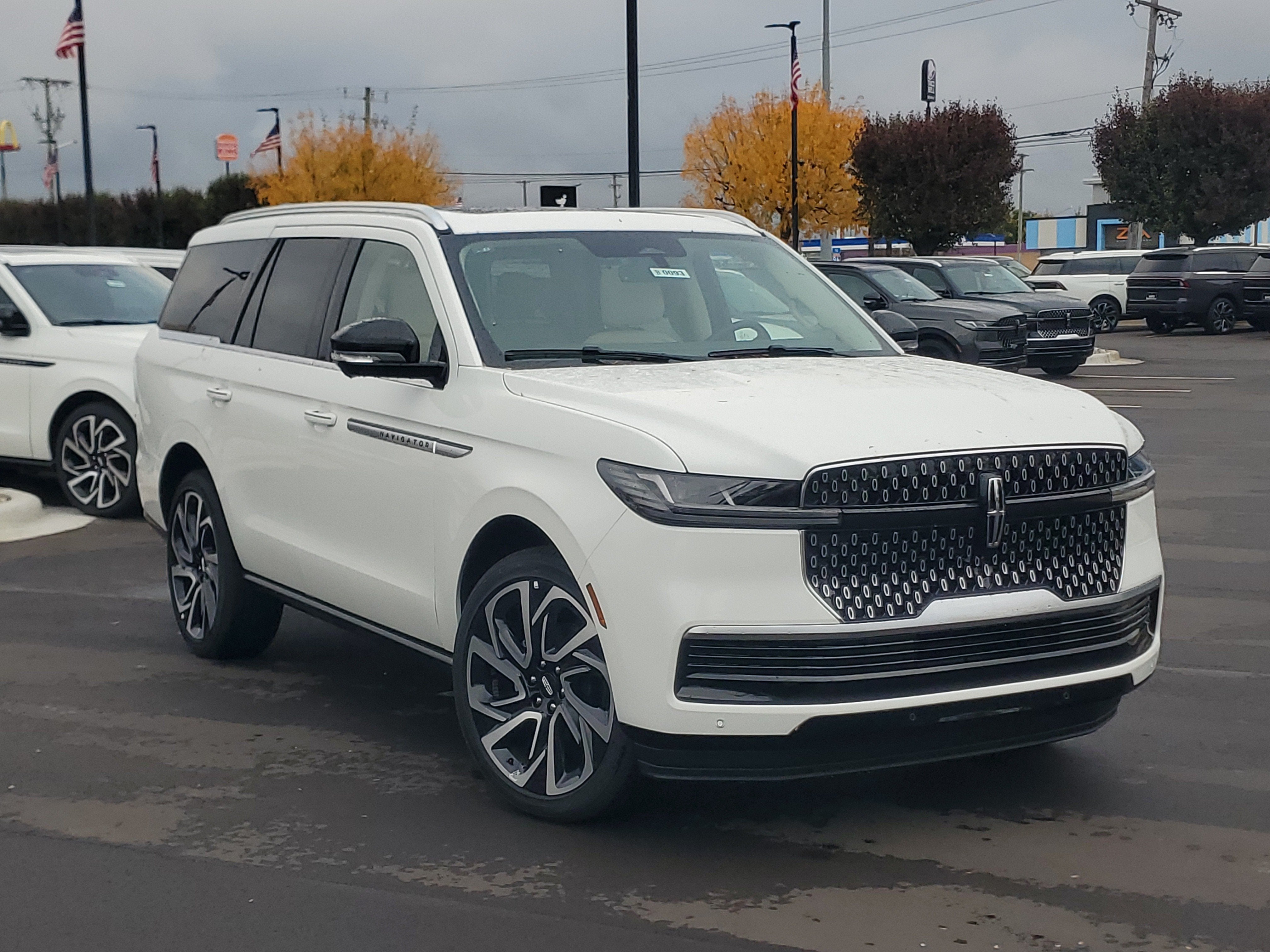 2027 Lincoln Navigator Reserve