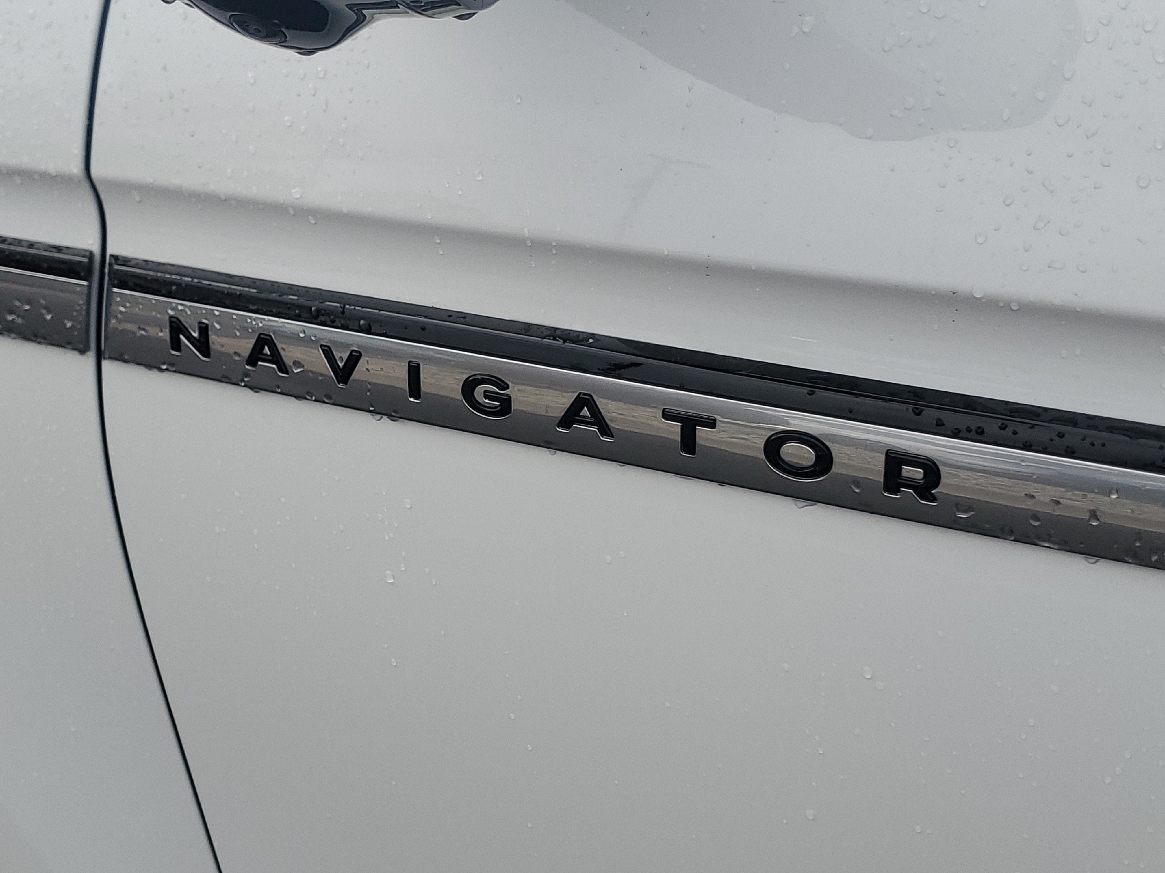 2027 Lincoln Navigator Reserve