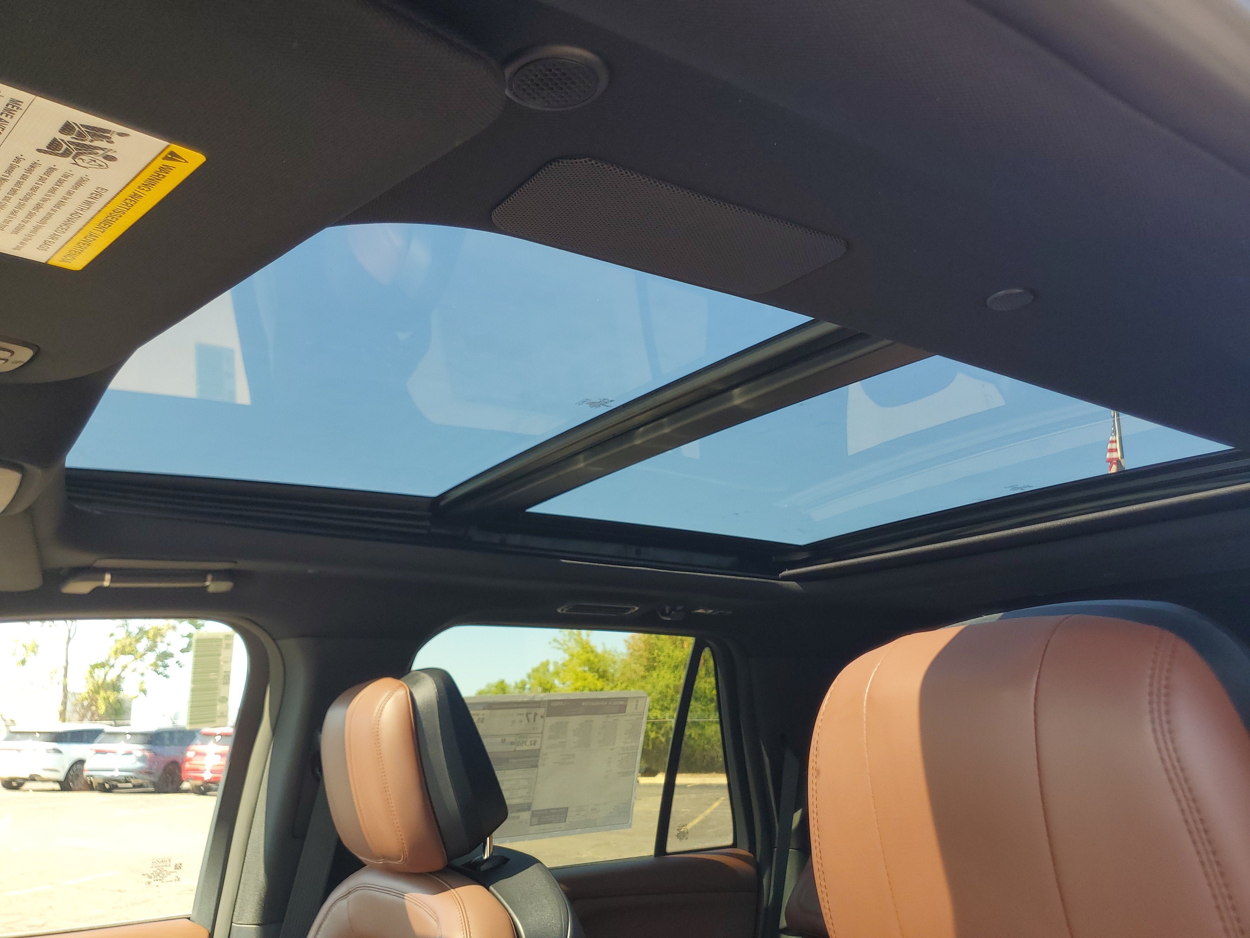 2027 Lincoln Navigator Reserve