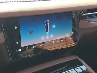 2027 Lincoln Navigator Reserve