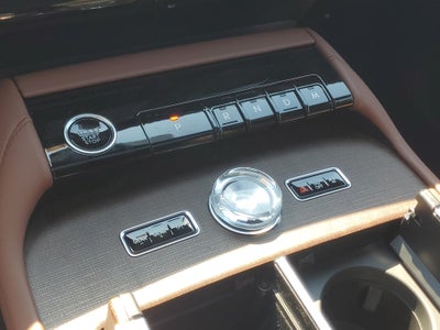 2027 Lincoln Navigator Reserve