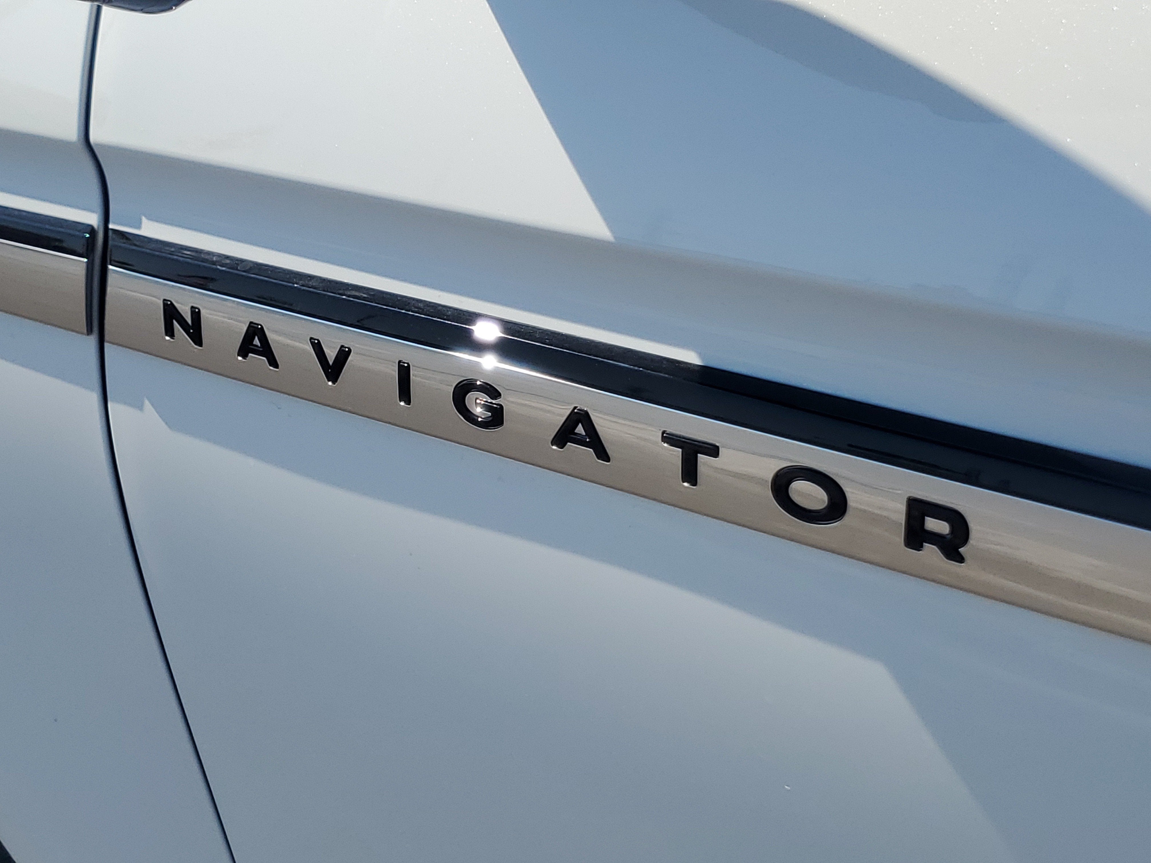 2027 Lincoln Navigator Reserve