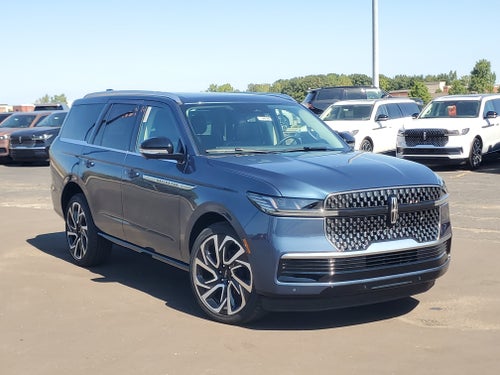 2027 Lincoln Navigator Reserve