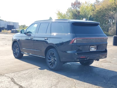 2027 Lincoln Navigator Reserve