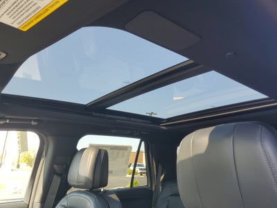 2027 Lincoln Navigator Reserve