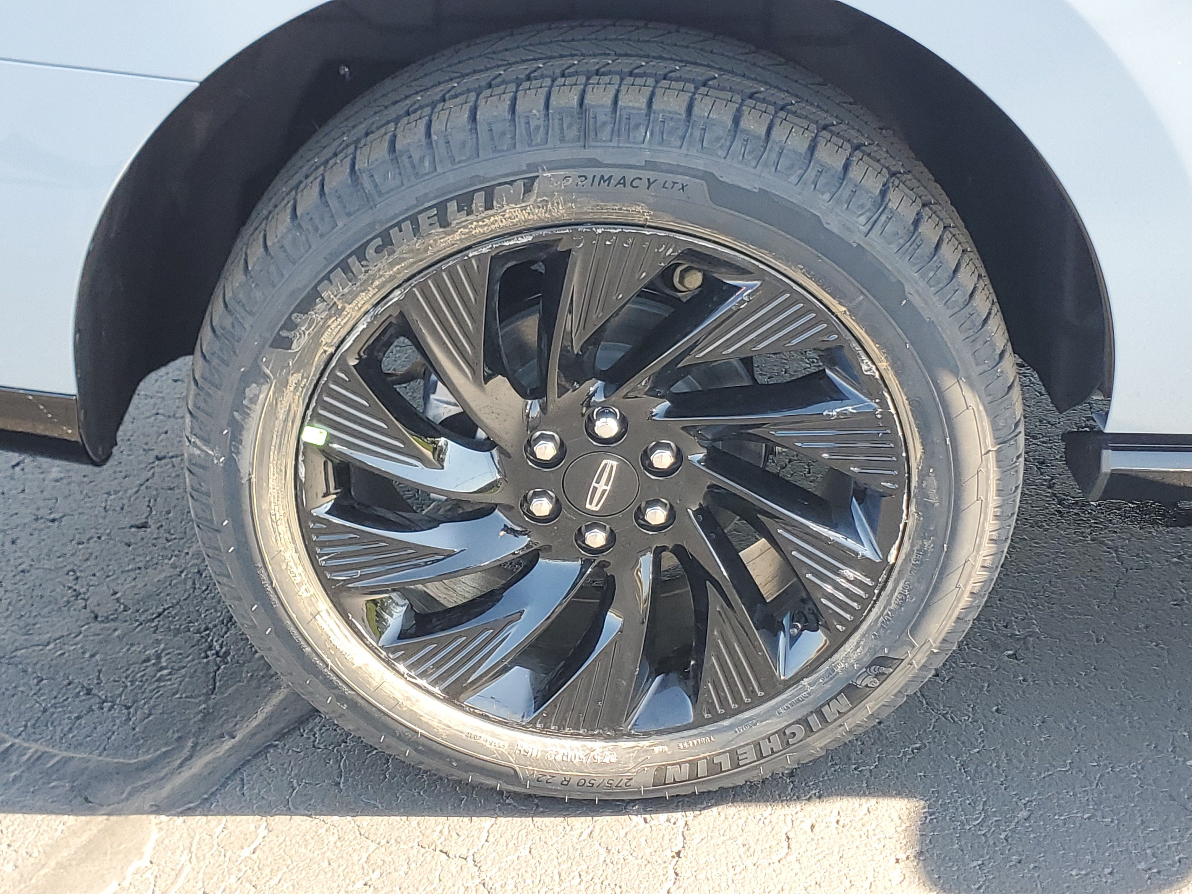 2027 Lincoln Navigator Reserve