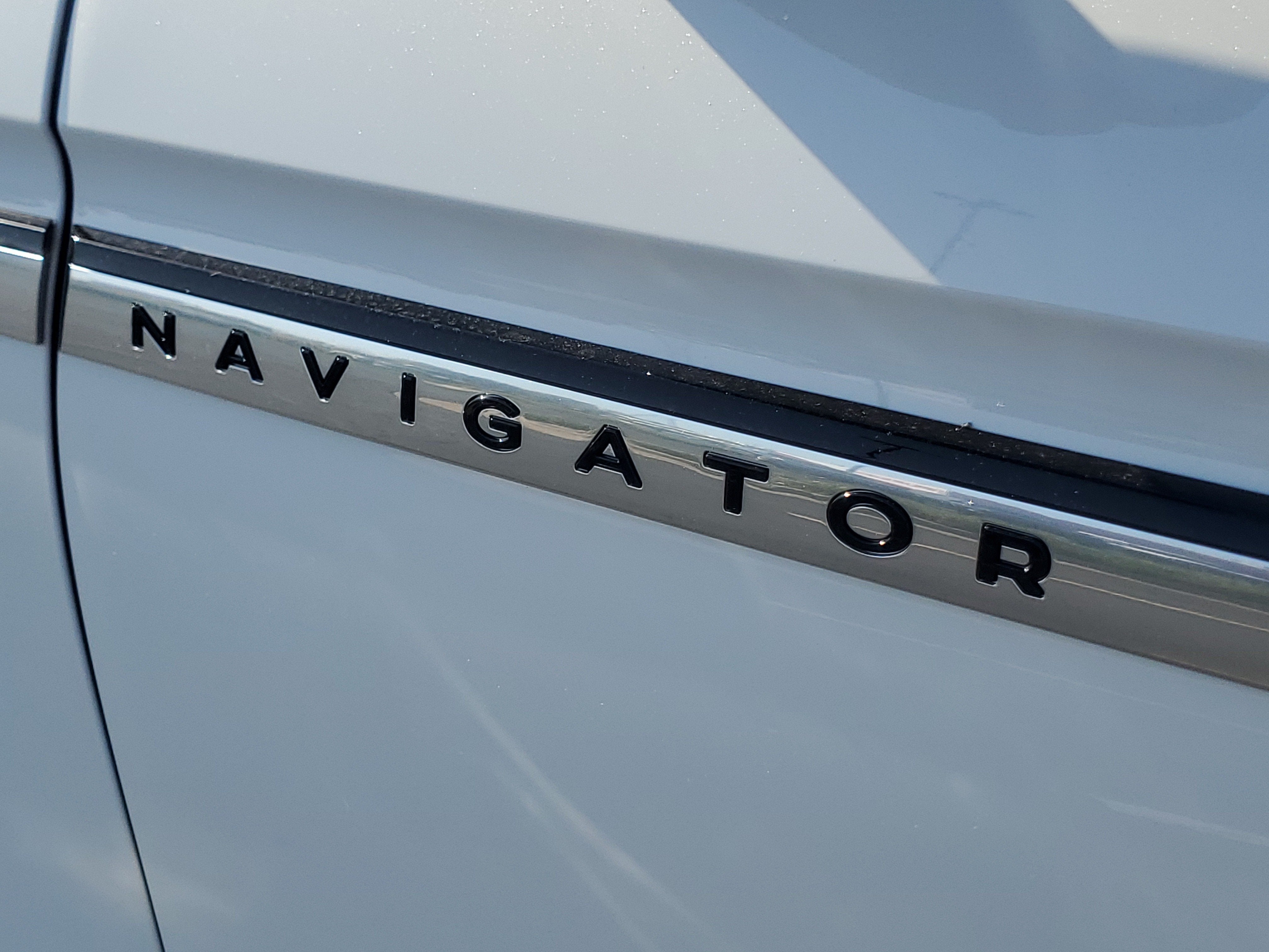 2027 Lincoln Navigator Reserve