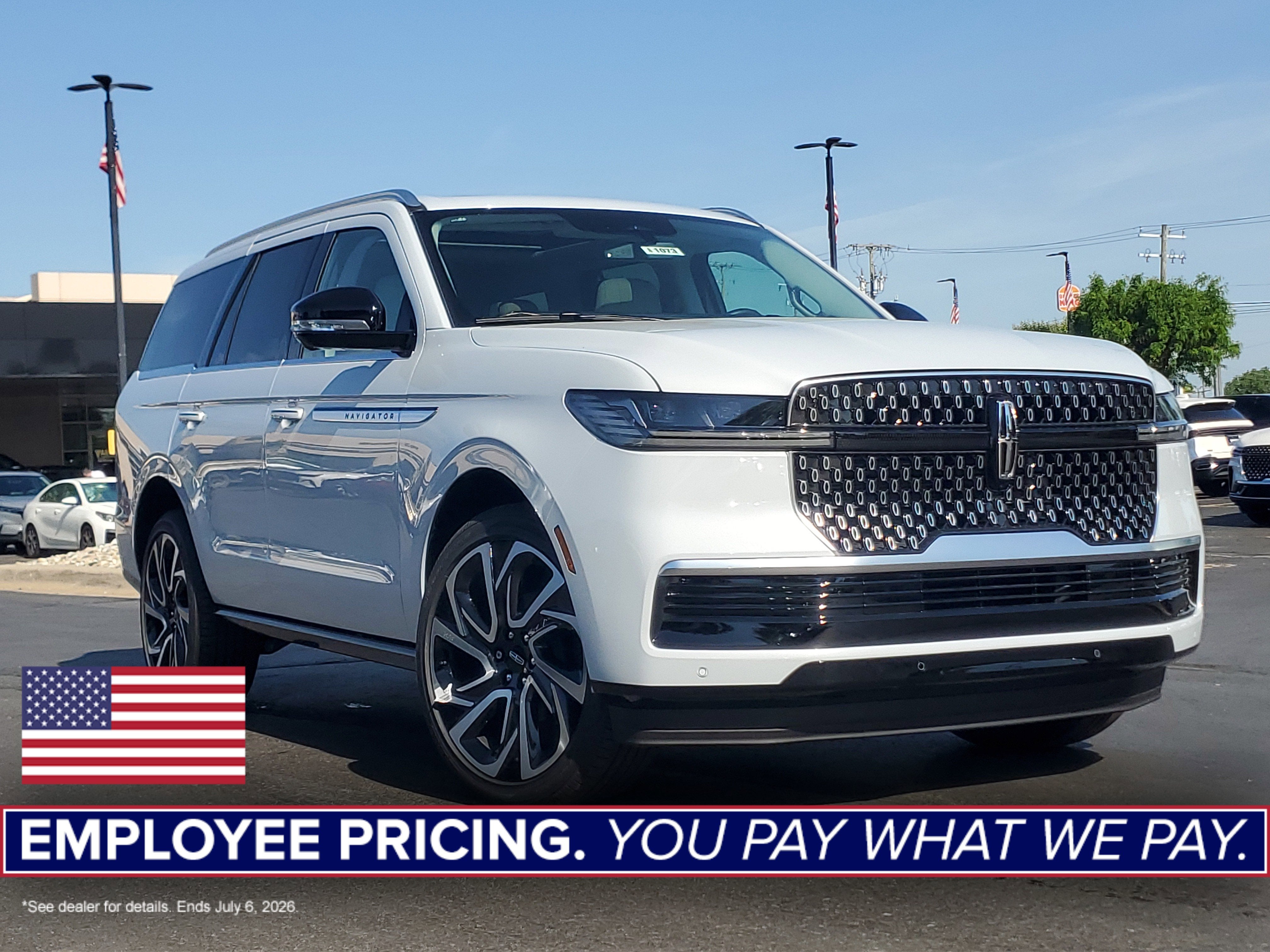 2026 Lincoln Navigator Reserve 4WD's photo