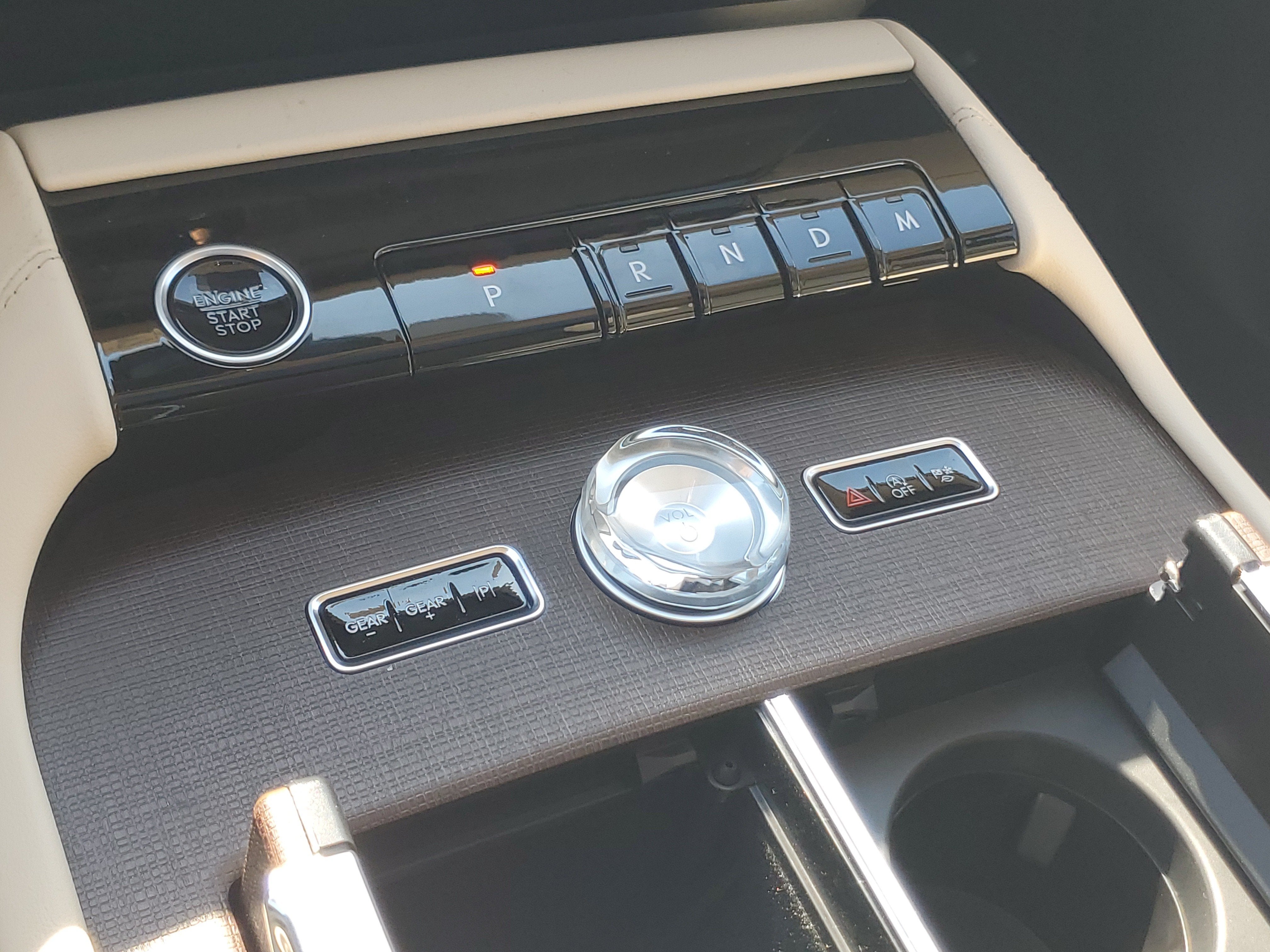2027 Lincoln Navigator Reserve