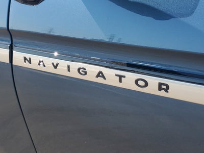 2027 Lincoln Navigator Reserve