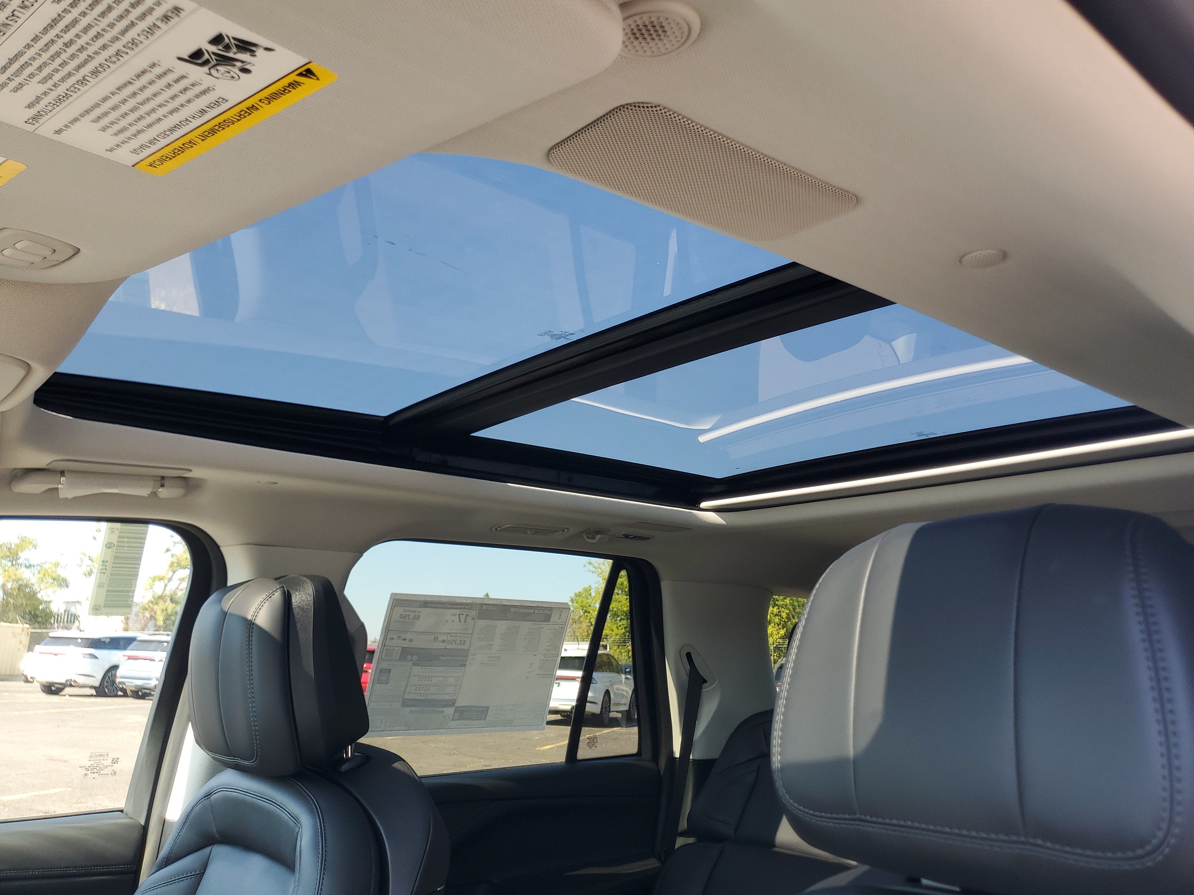 2027 Lincoln Navigator Reserve