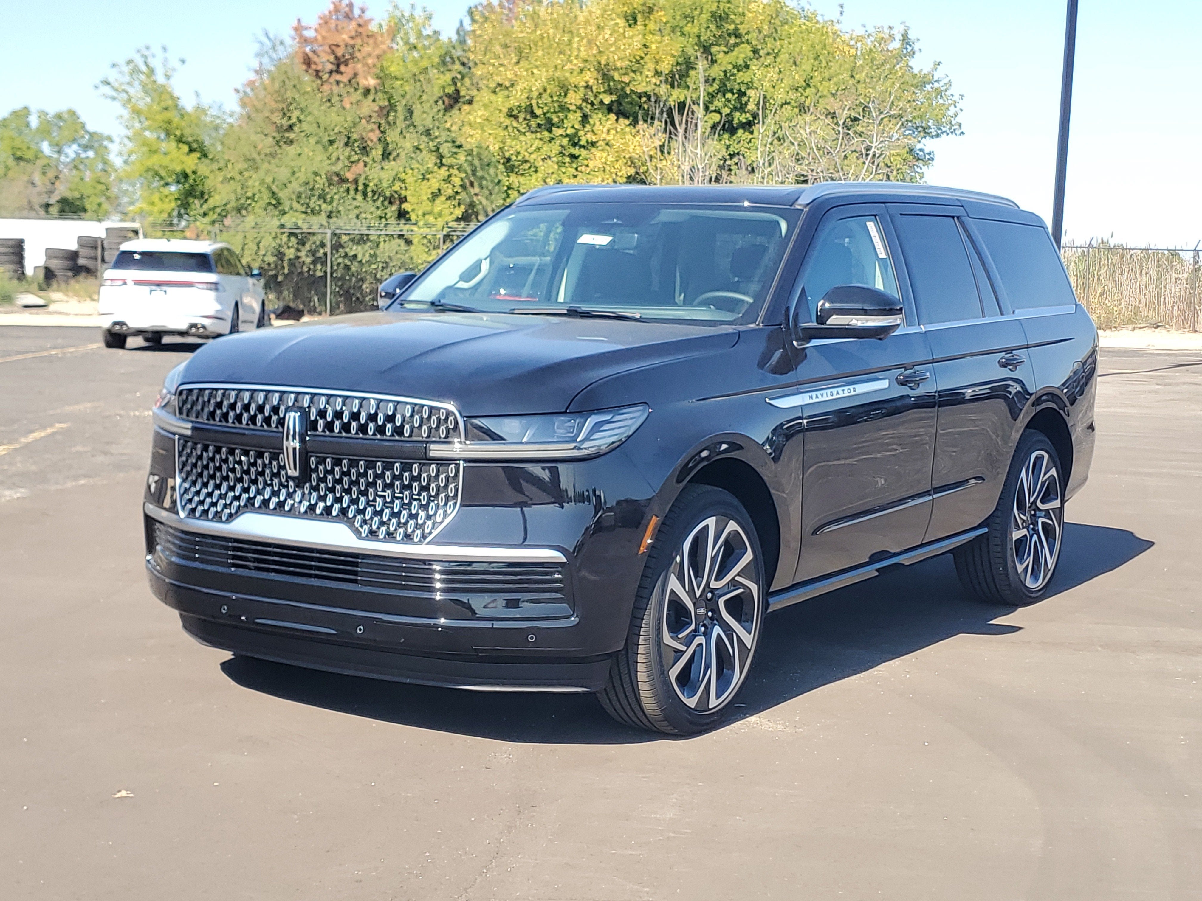 2027 Lincoln Navigator Reserve