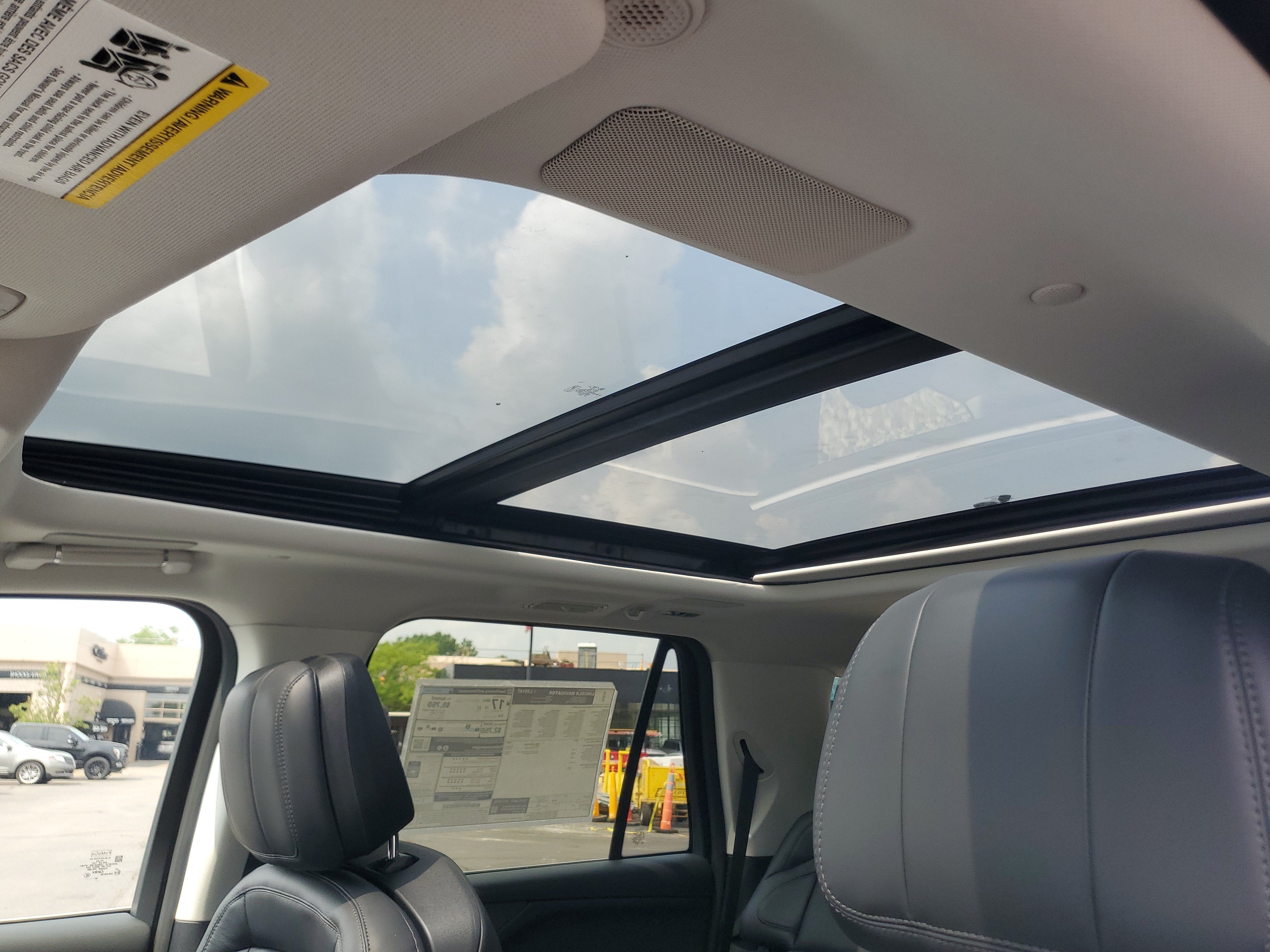 2027 Lincoln Navigator Reserve