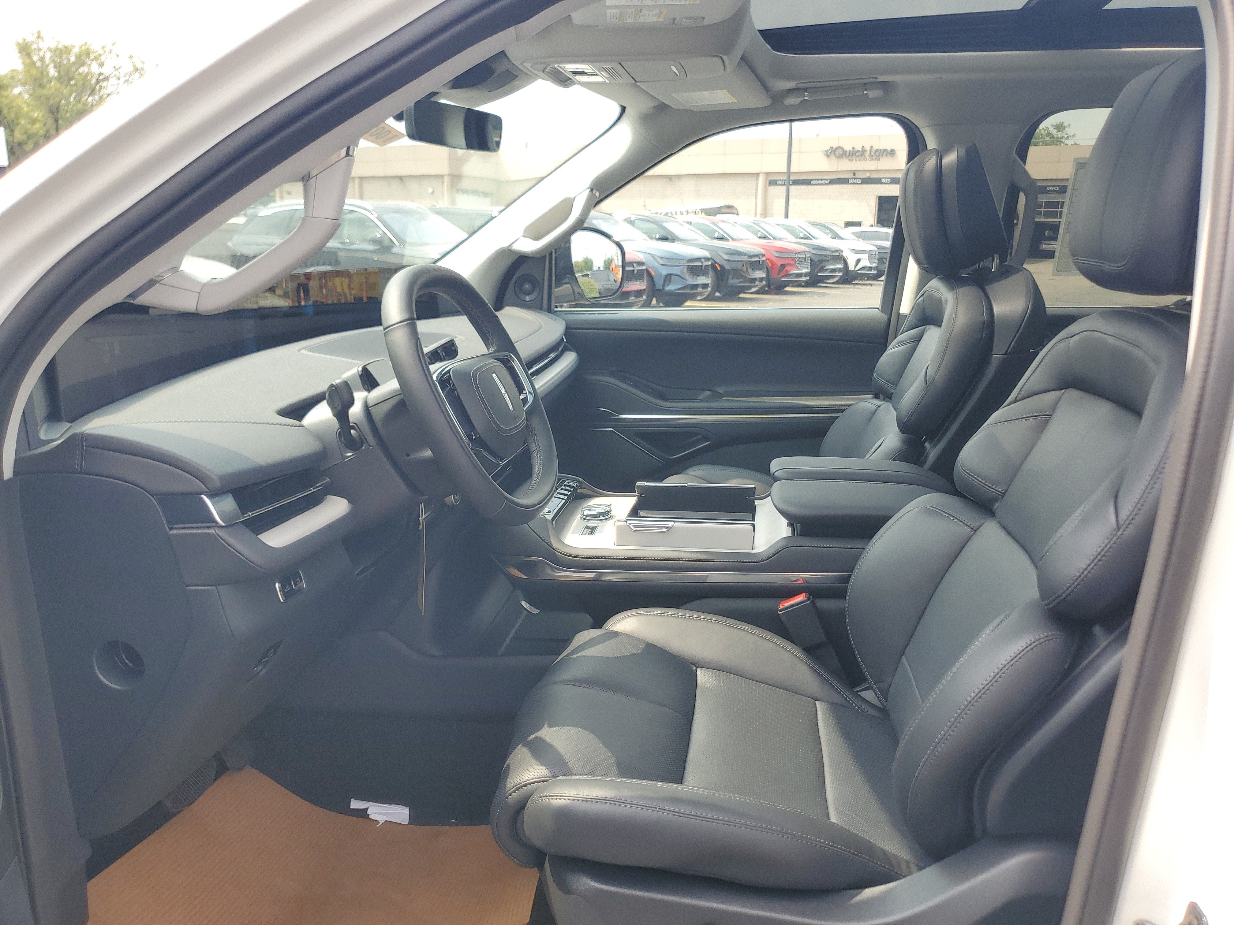 2027 Lincoln Navigator Reserve