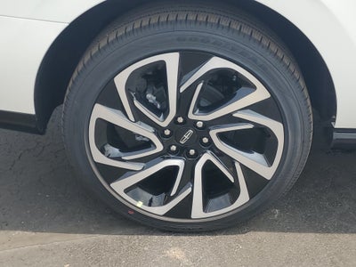 2027 Lincoln Navigator Reserve