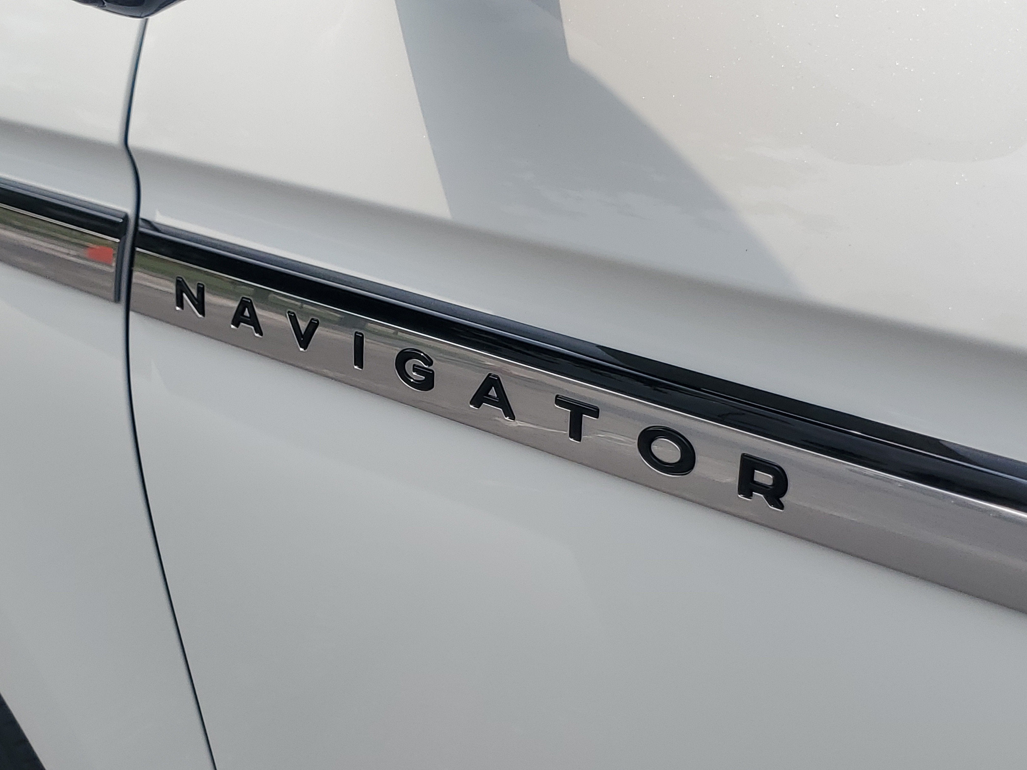 2027 Lincoln Navigator Reserve