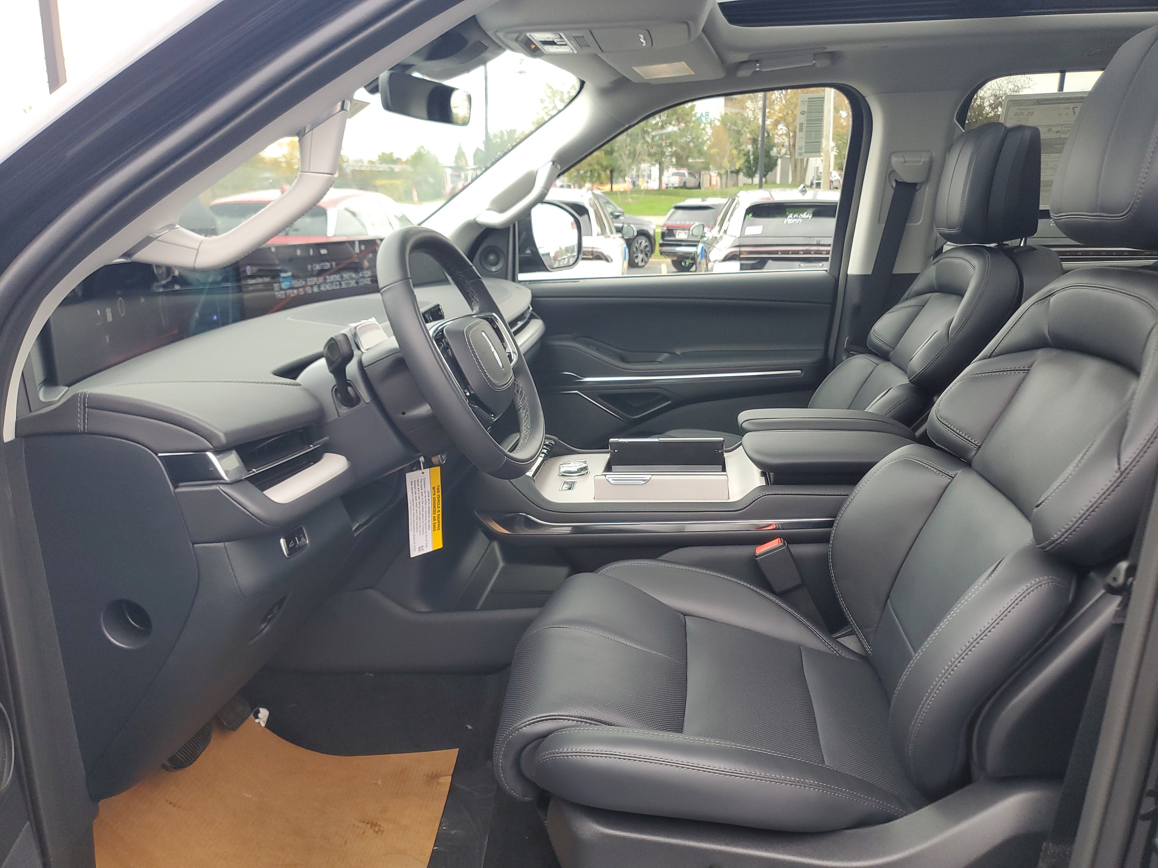 2027 Lincoln Navigator Reserve