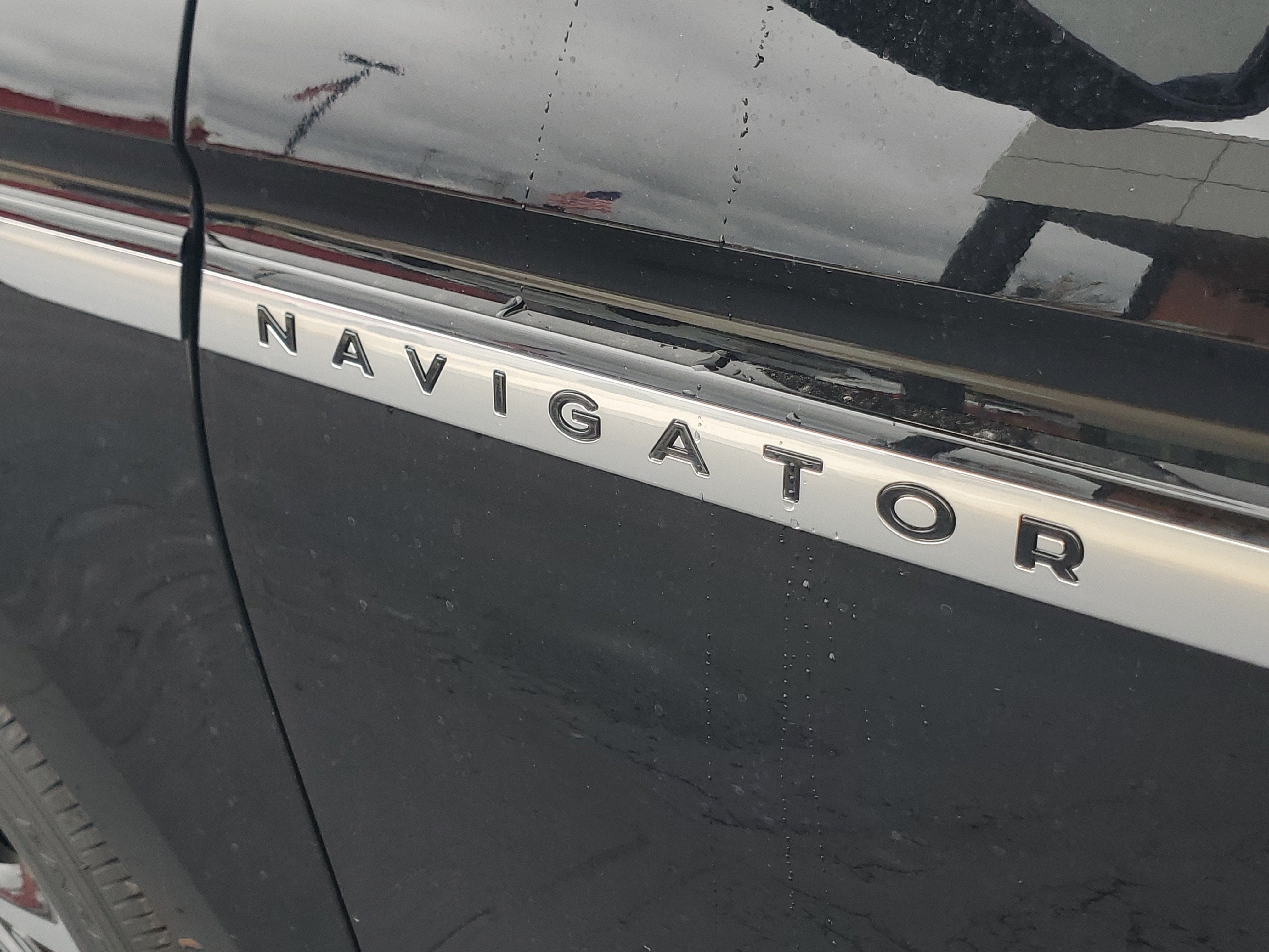 2027 Lincoln Navigator Reserve