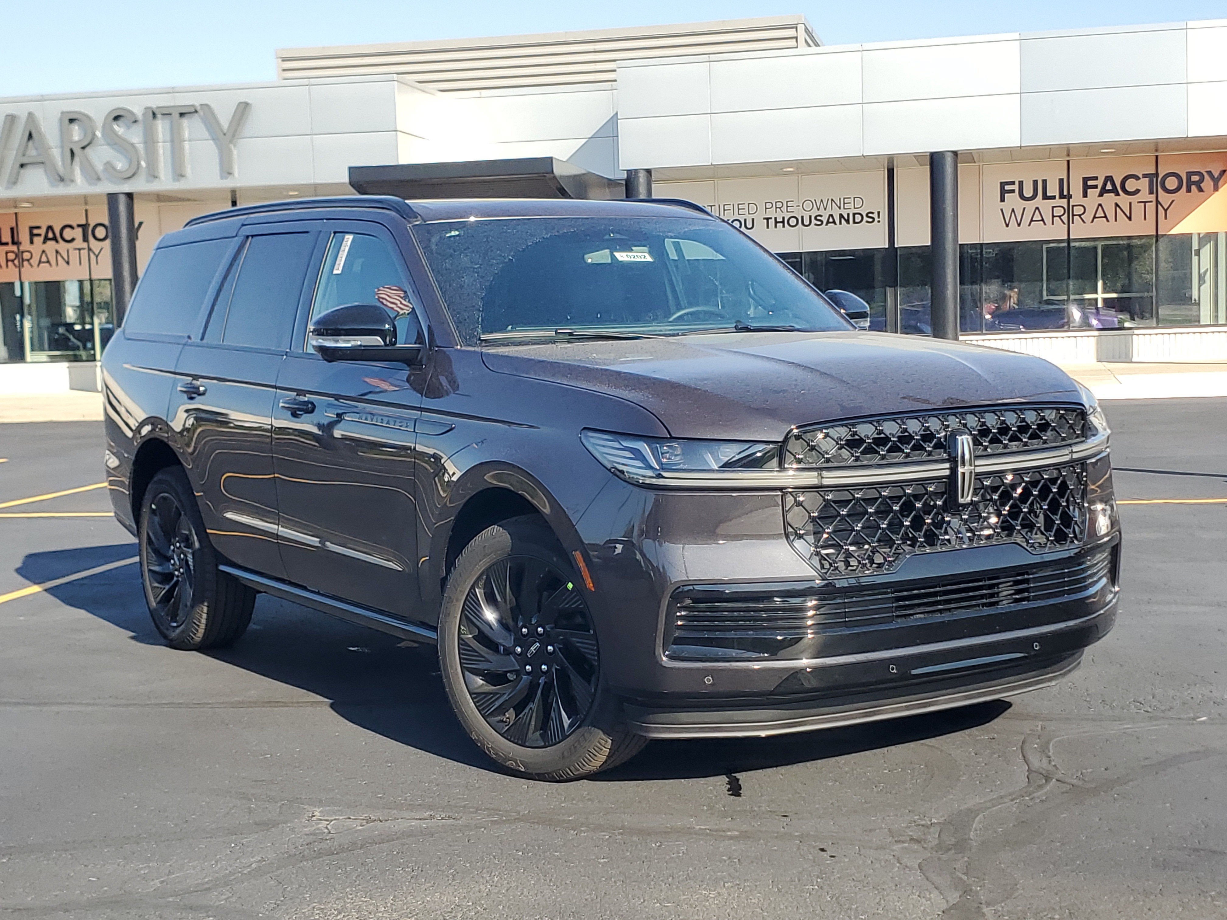 2027 Lincoln Navigator Reserve