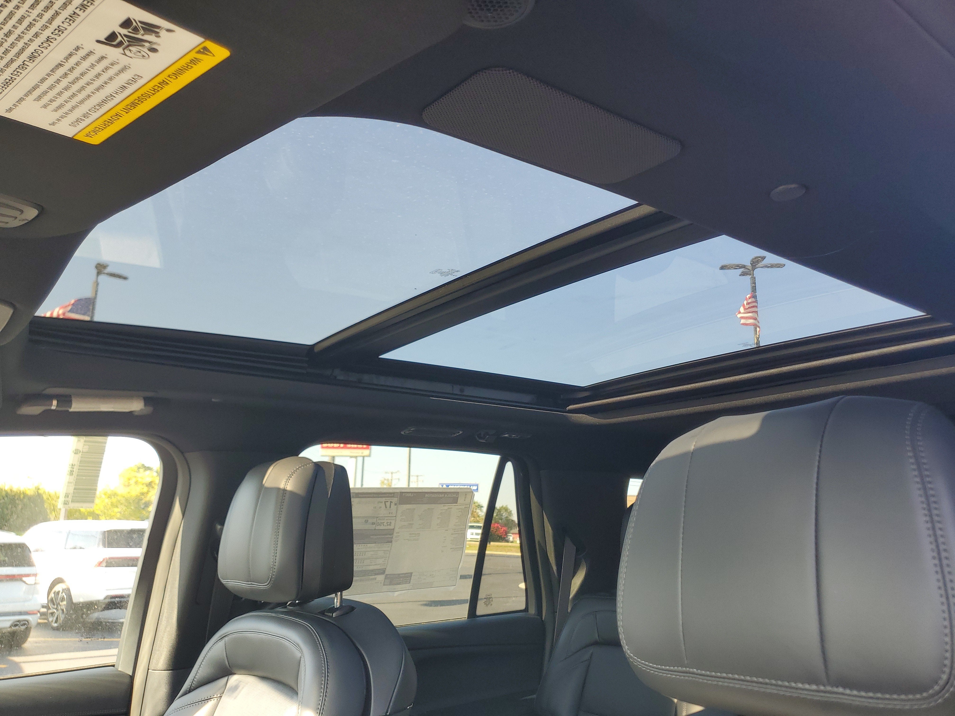 2027 Lincoln Navigator Reserve