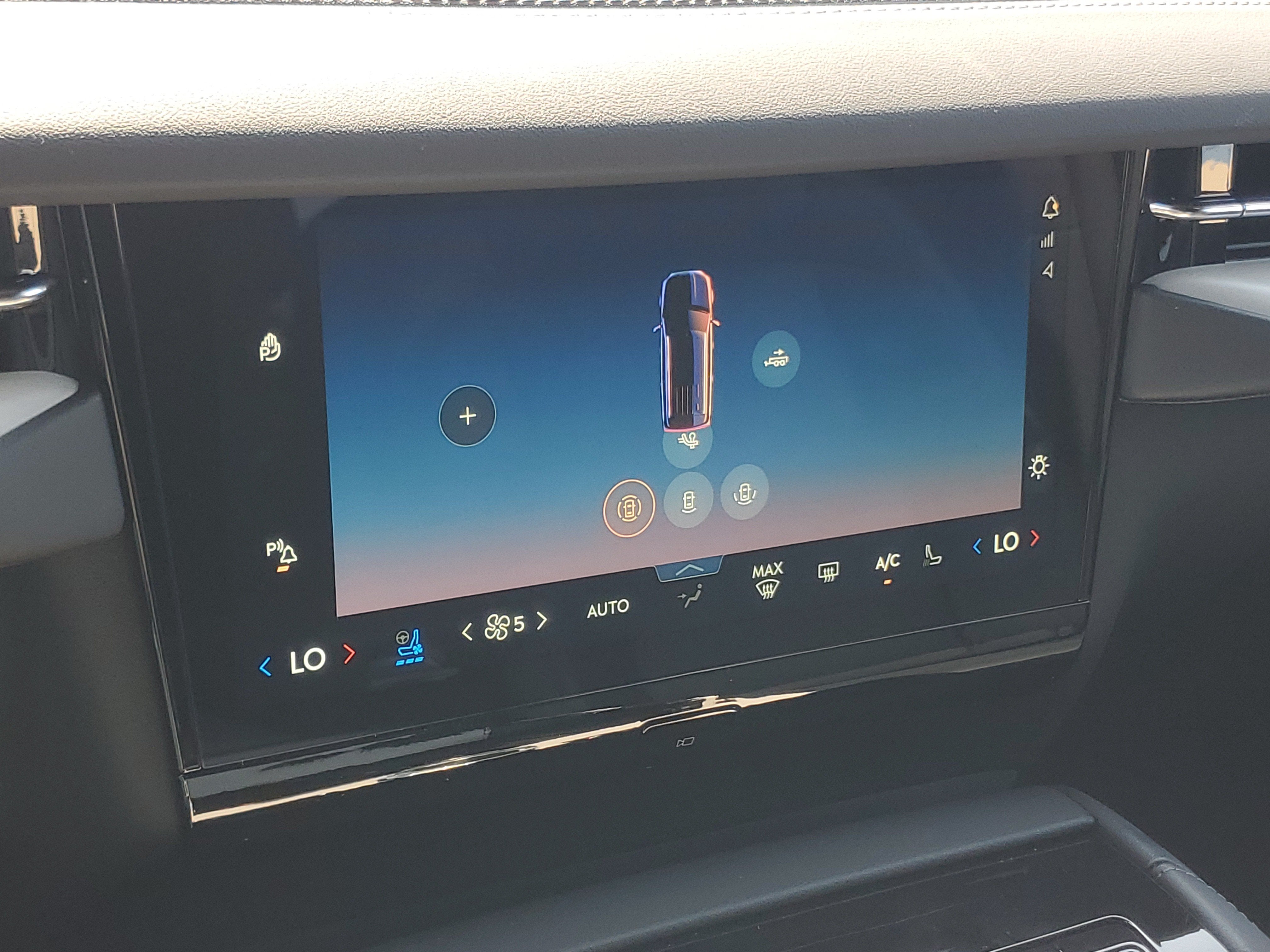 2027 Lincoln Navigator Reserve