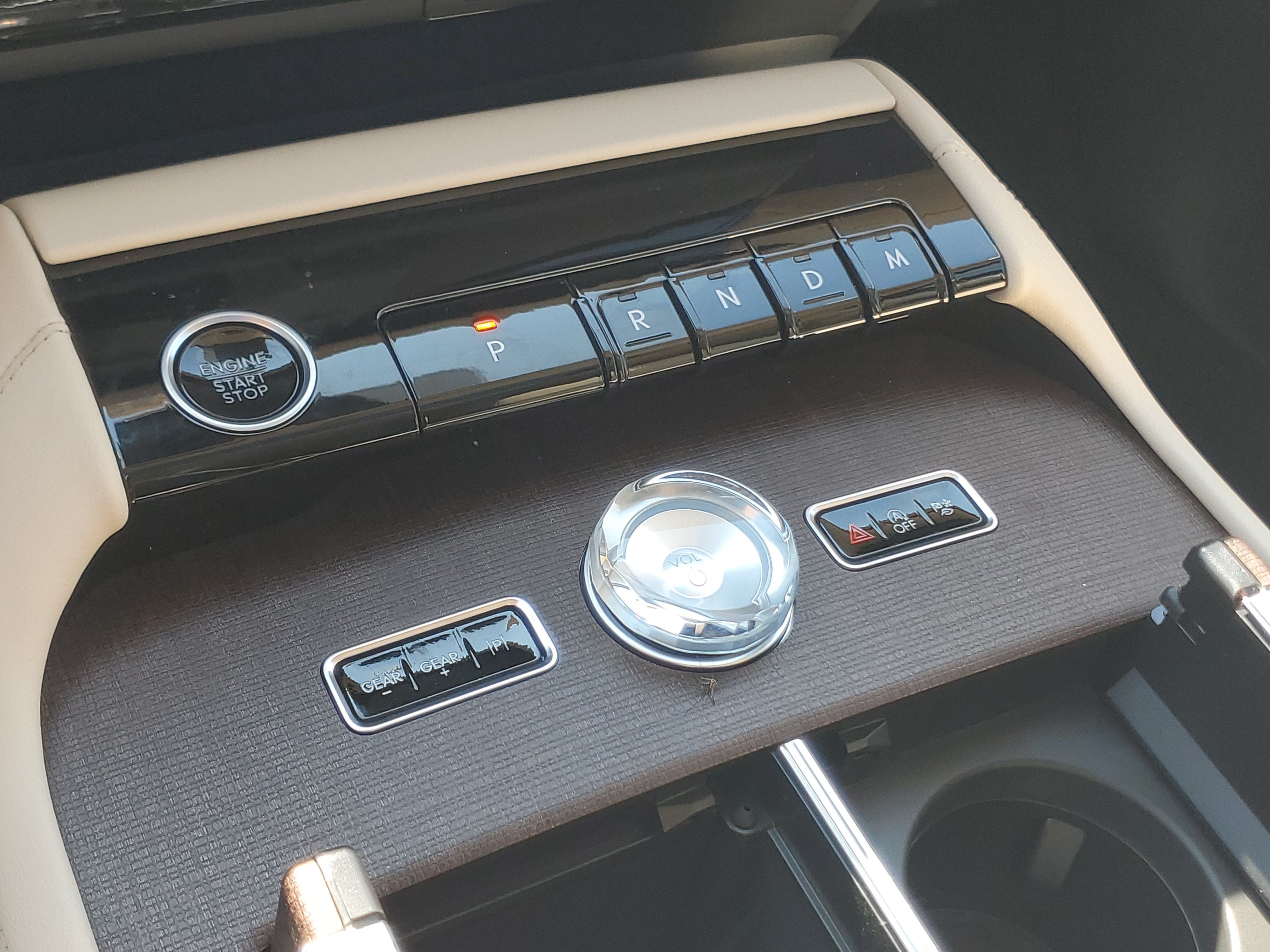 2027 Lincoln Navigator Reserve