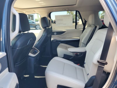 2027 Lincoln Navigator Reserve