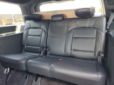 2027 Lincoln Navigator Reserve