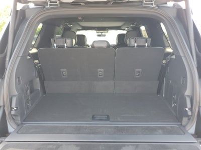 2027 Lincoln Navigator Reserve
