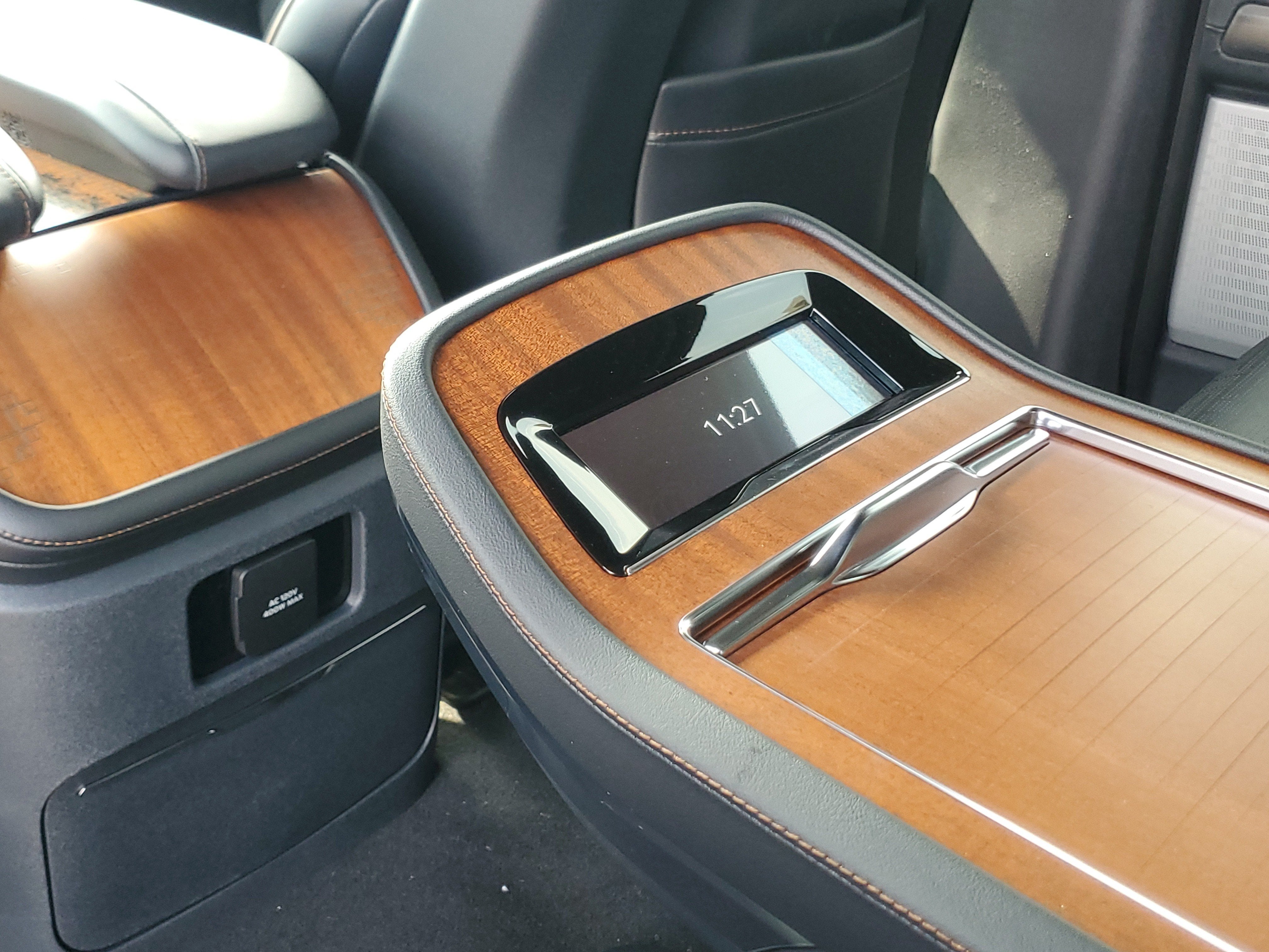 2027 Lincoln Navigator Black Label