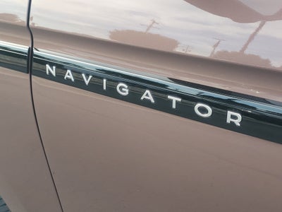 2027 Lincoln Navigator Black Label