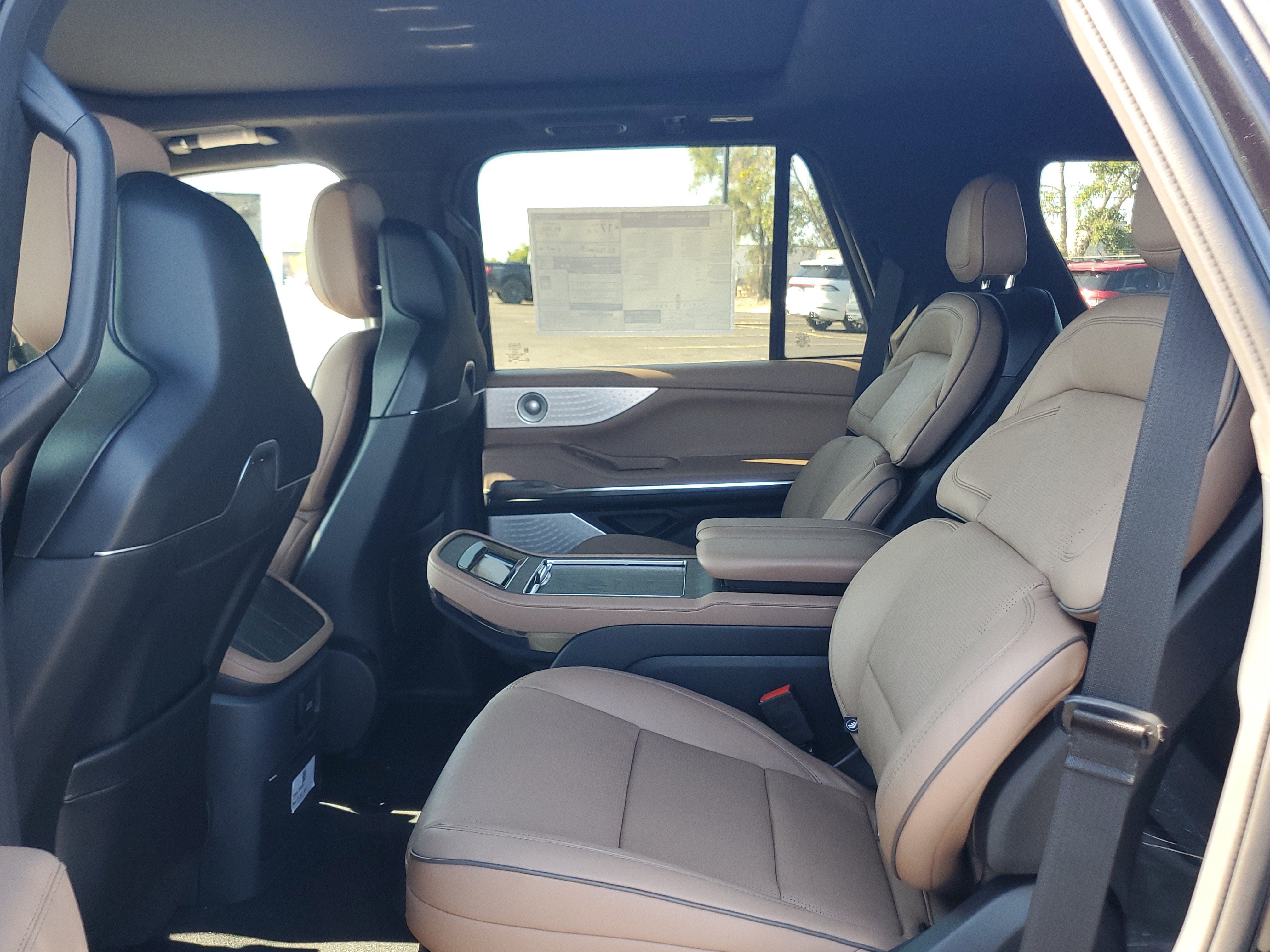2027 Lincoln Navigator Black Label