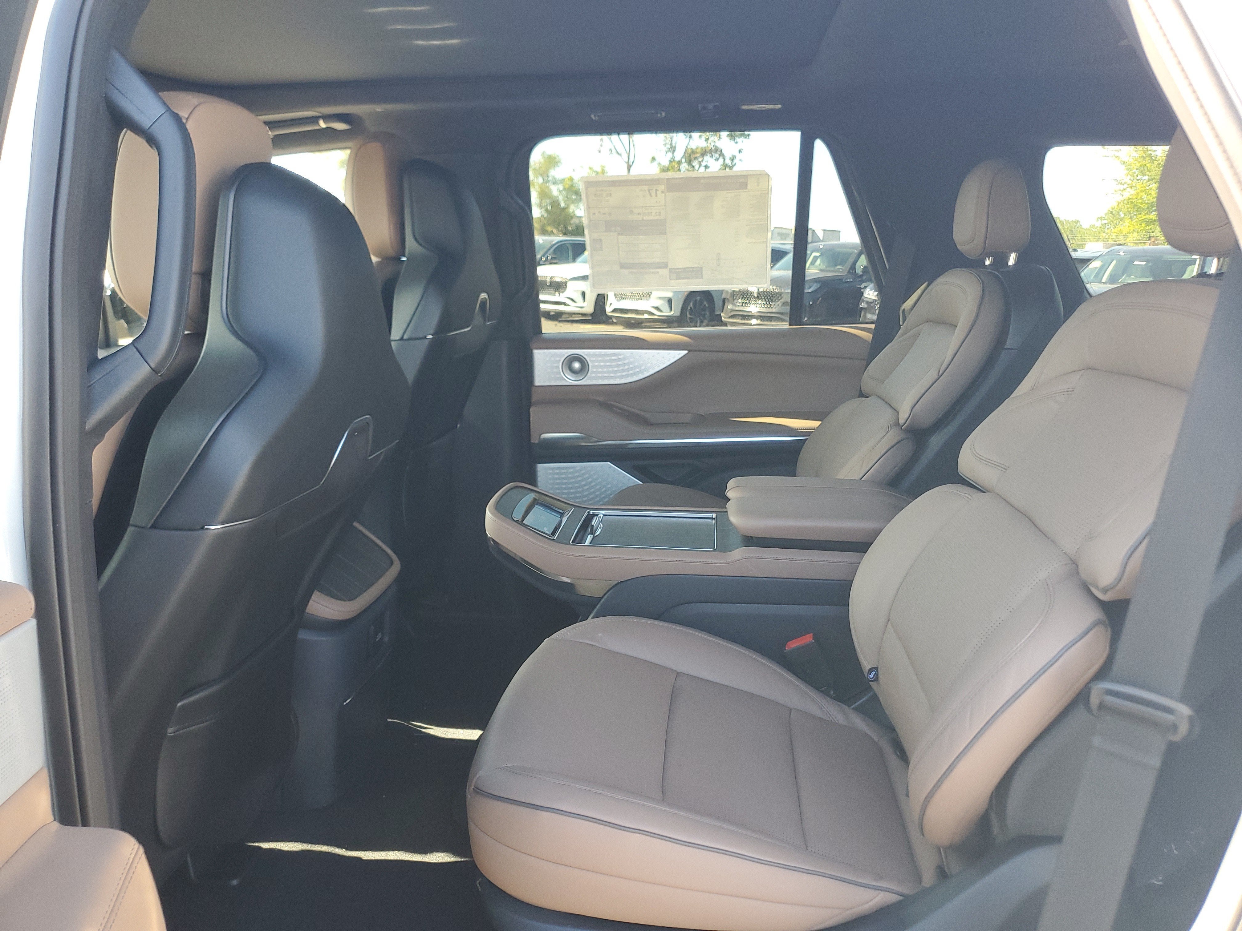 2027 Lincoln Navigator Black Label