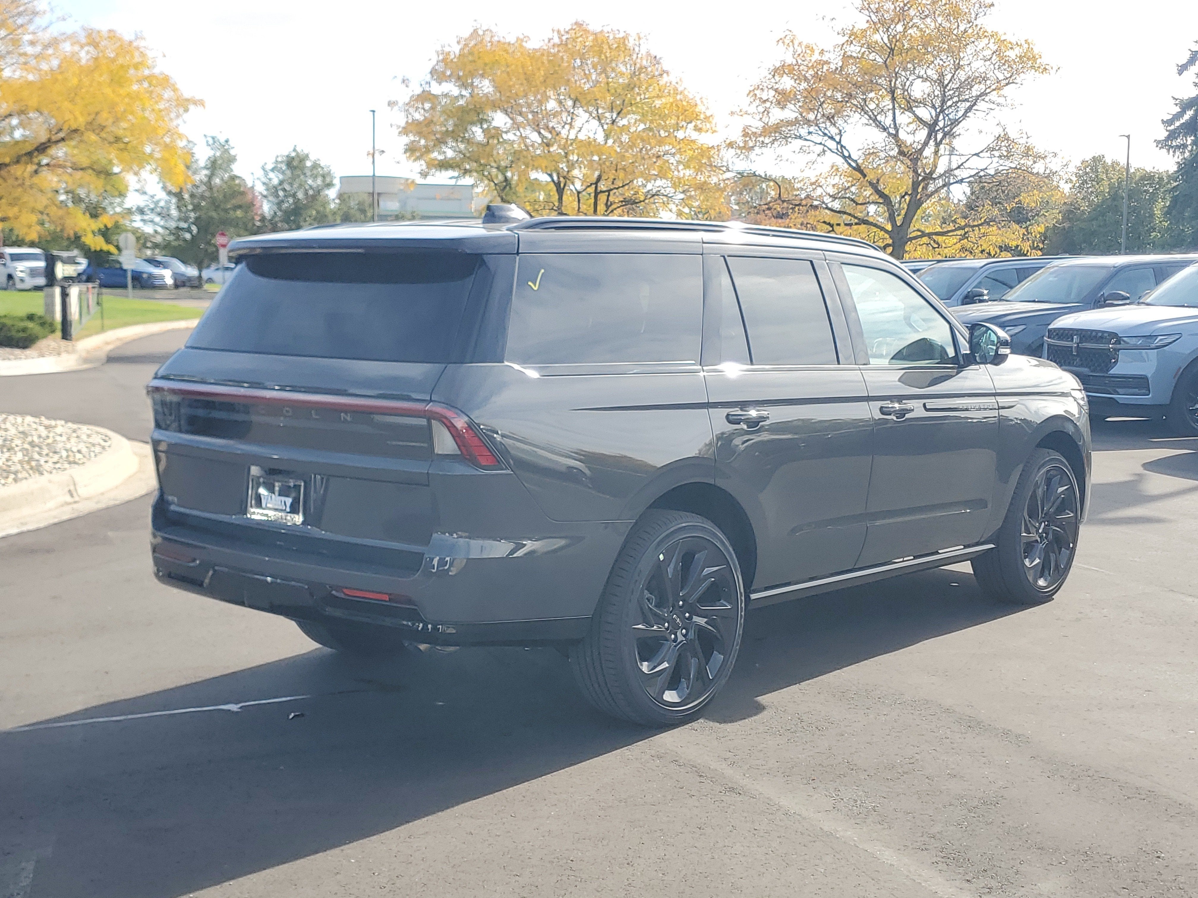 2027 Lincoln Navigator Black Label