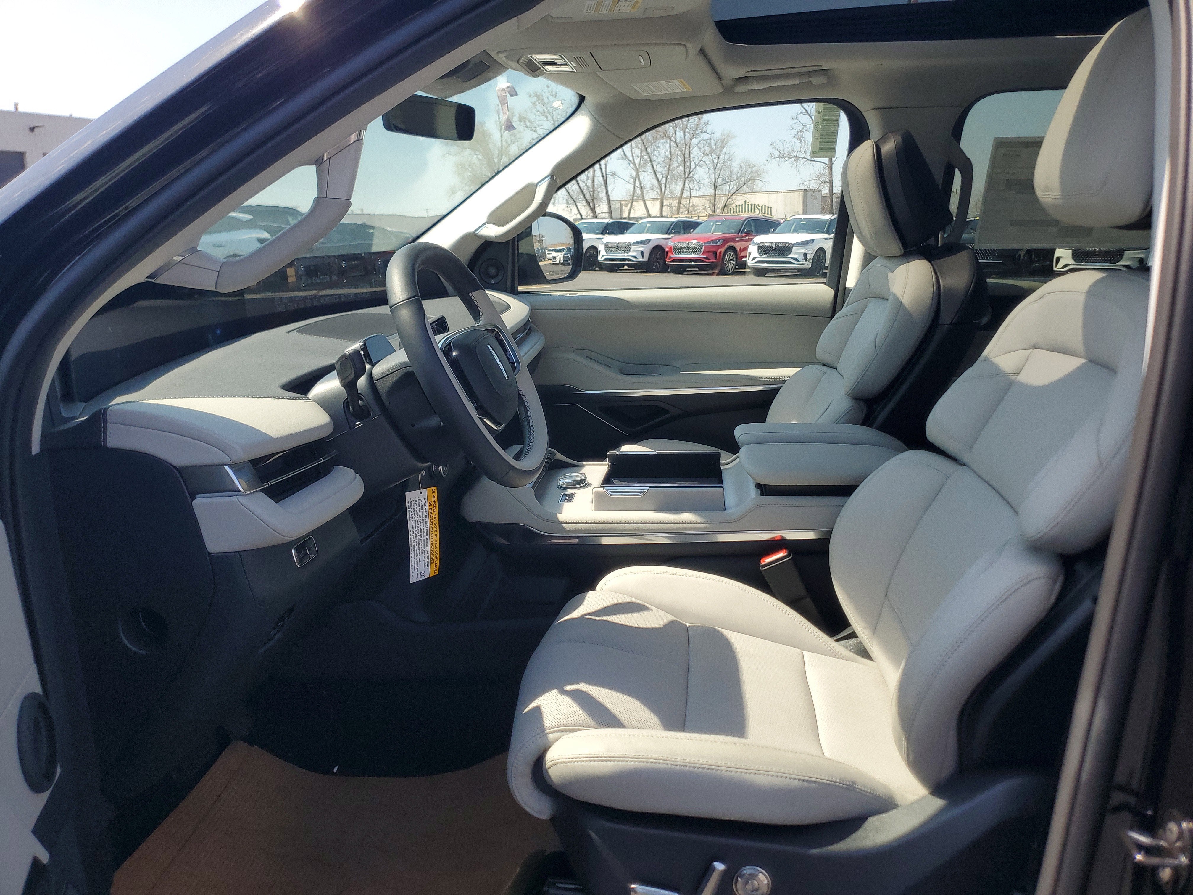 2026 Lincoln Navigator L Reserve
