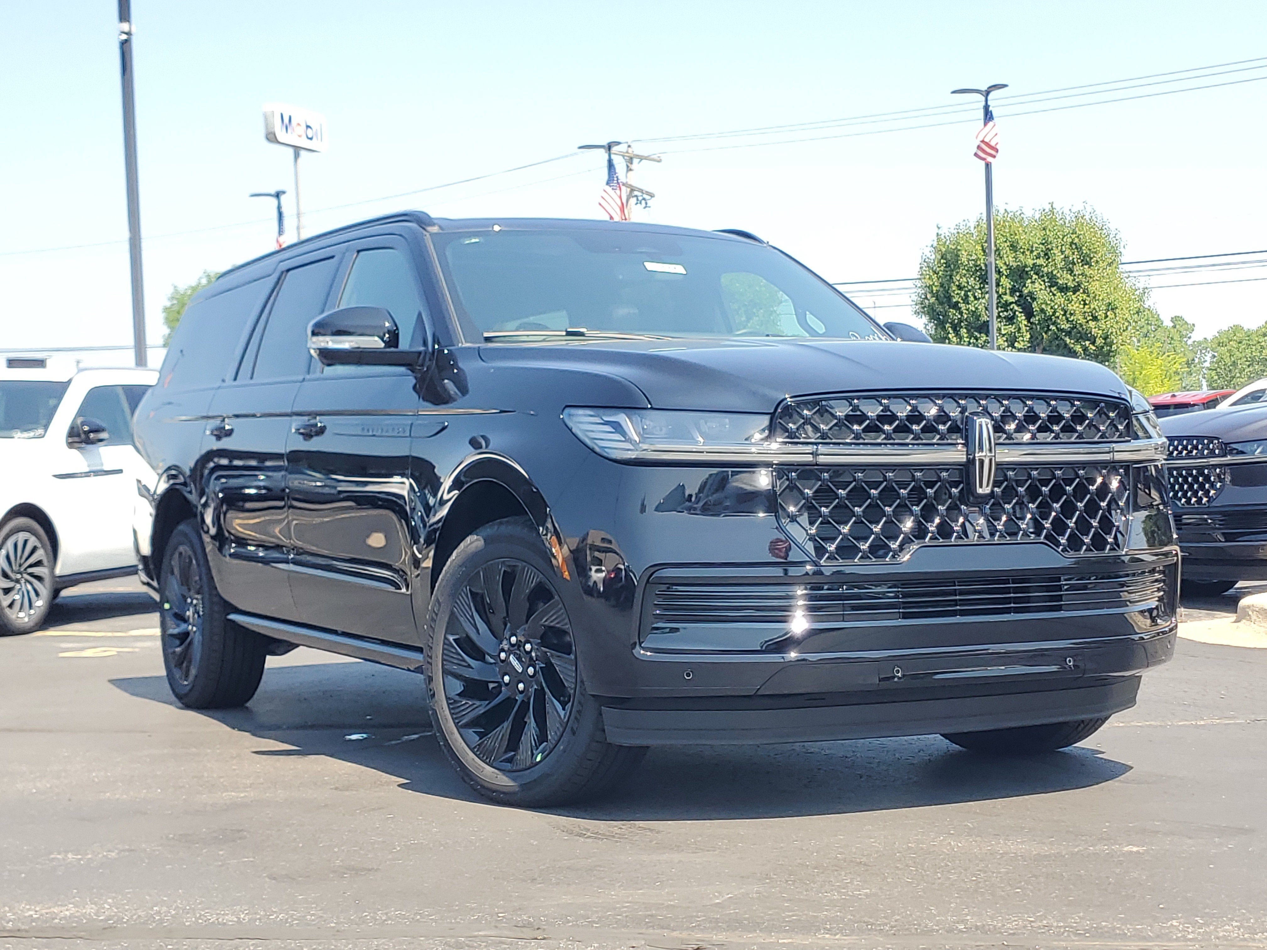 2027 Lincoln Navigator L Reserve